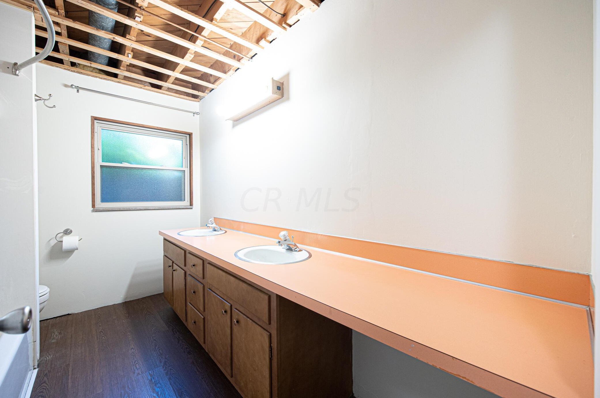 400 Schreyer Pl, Columbus OH 43214-2213 exterior