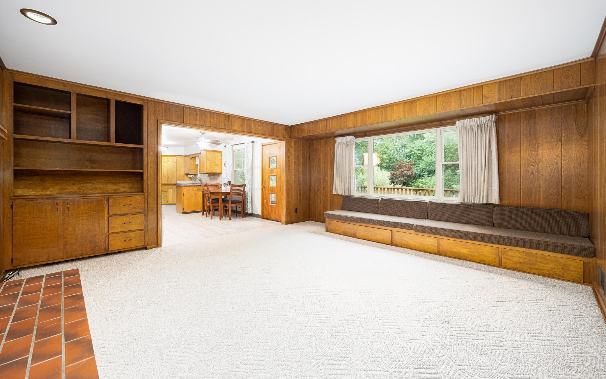 400 Schreyer Pl, Columbus OH 43214-2213 exterior