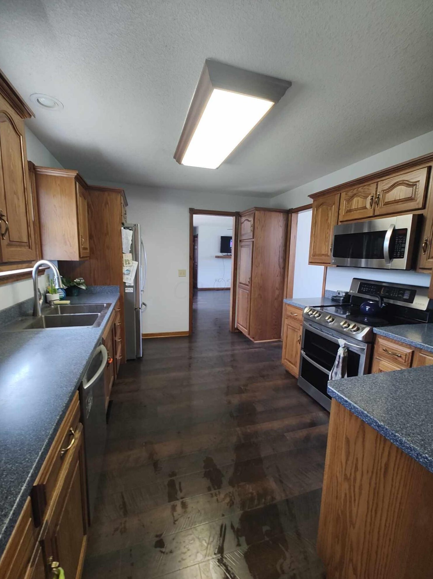 19233 Township Road 1501, Coshocton OH 43812-8981 exterior