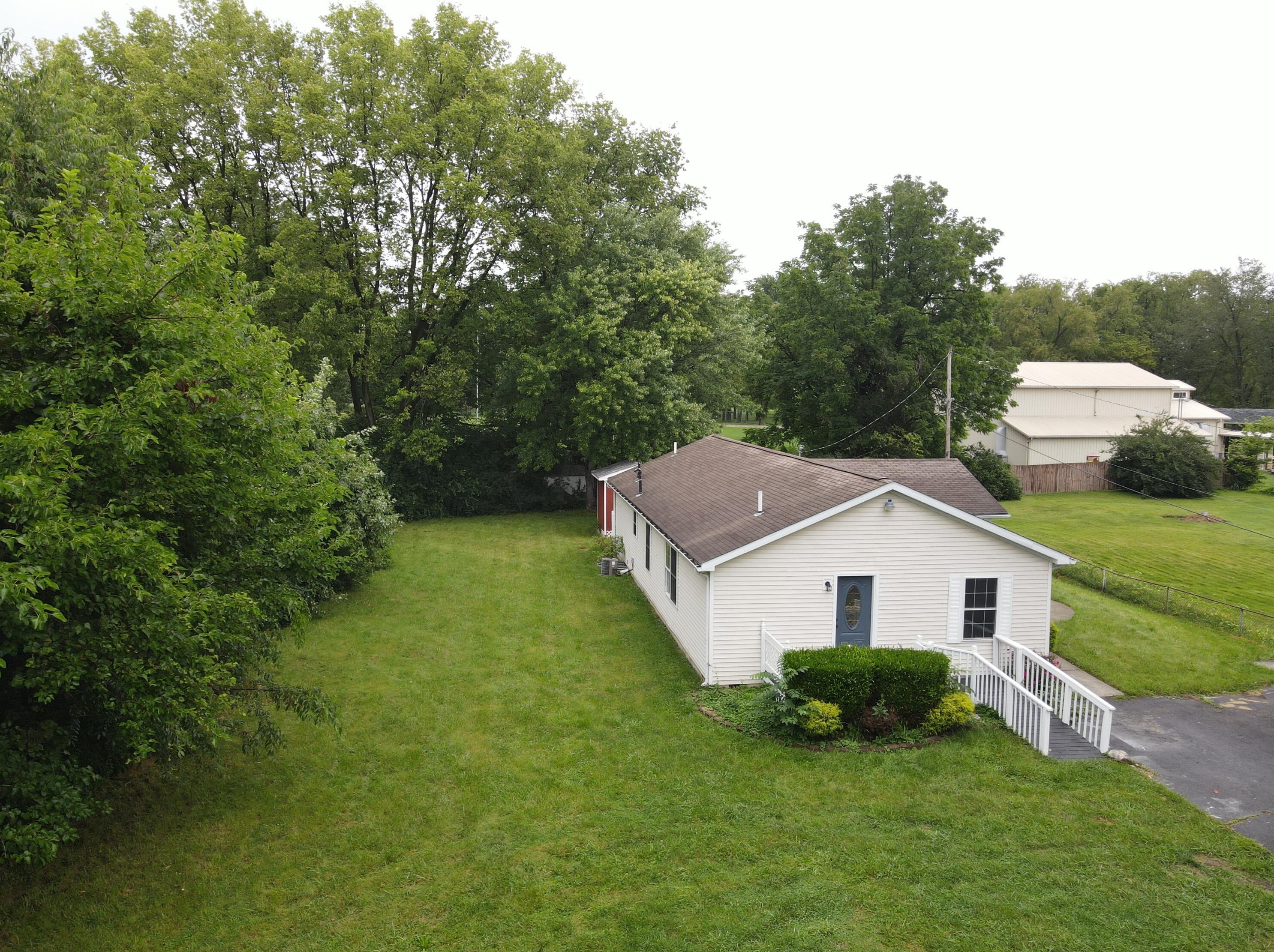 828 Hilock Rd, Columbus, OH 43207-3173
