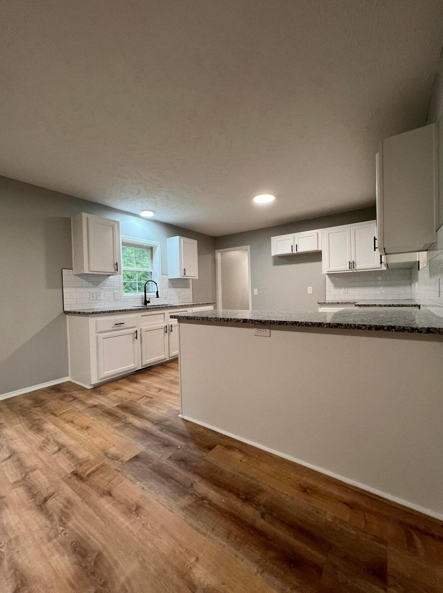 828 Hilock Rd, Columbus OH 43207-3173 exterior