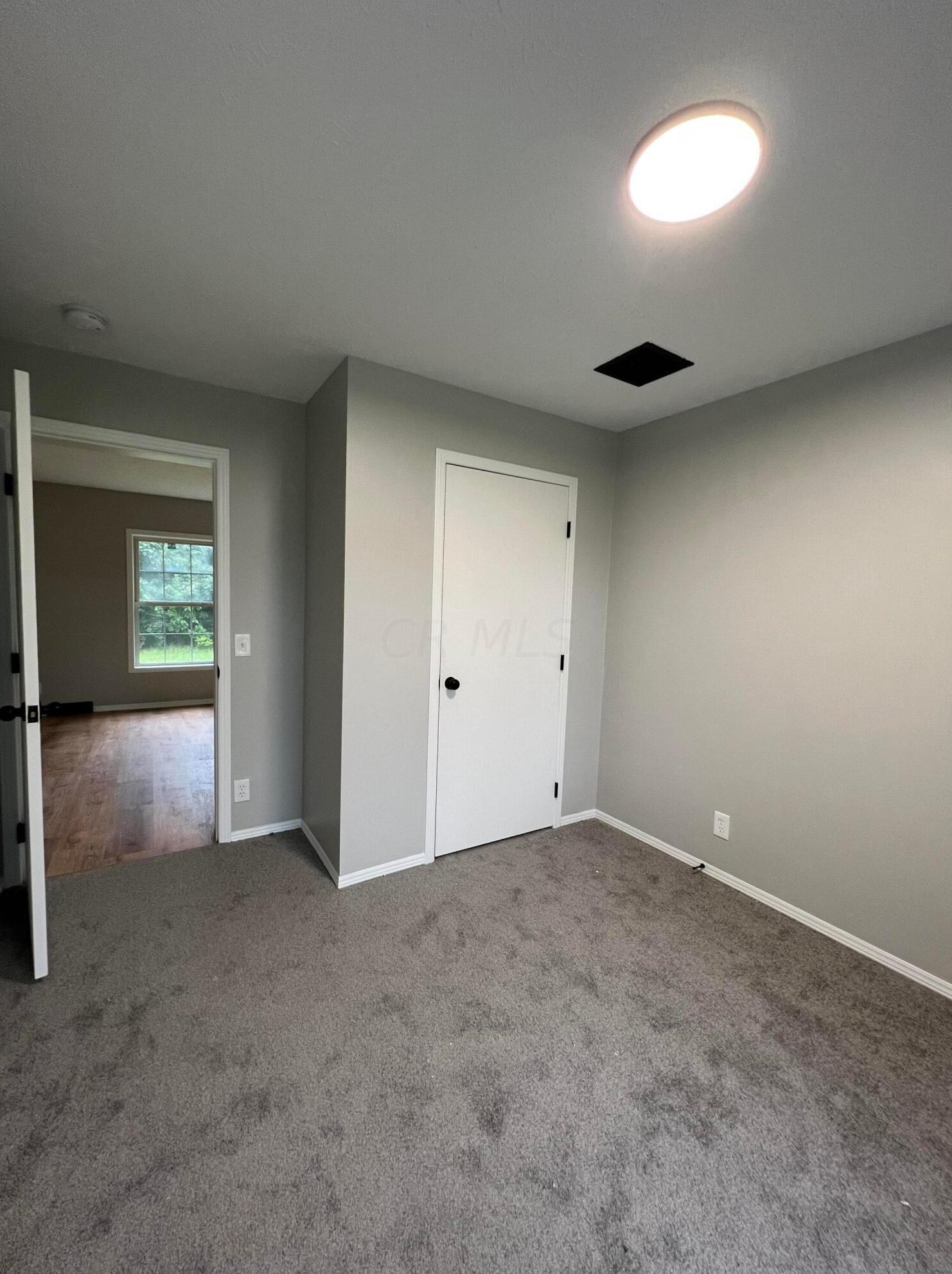 828 Hilock Rd, Columbus OH 43207-3173 exterior