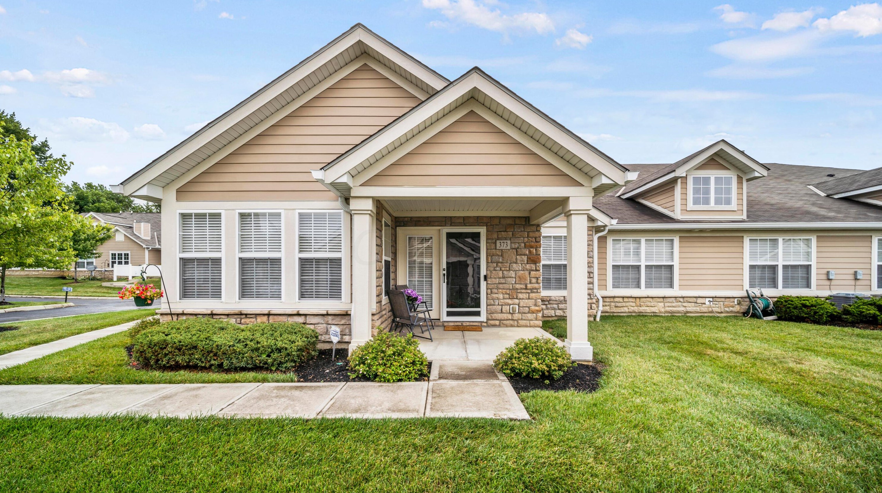 373 Cover Pl, Columbus, OH 43235-6453