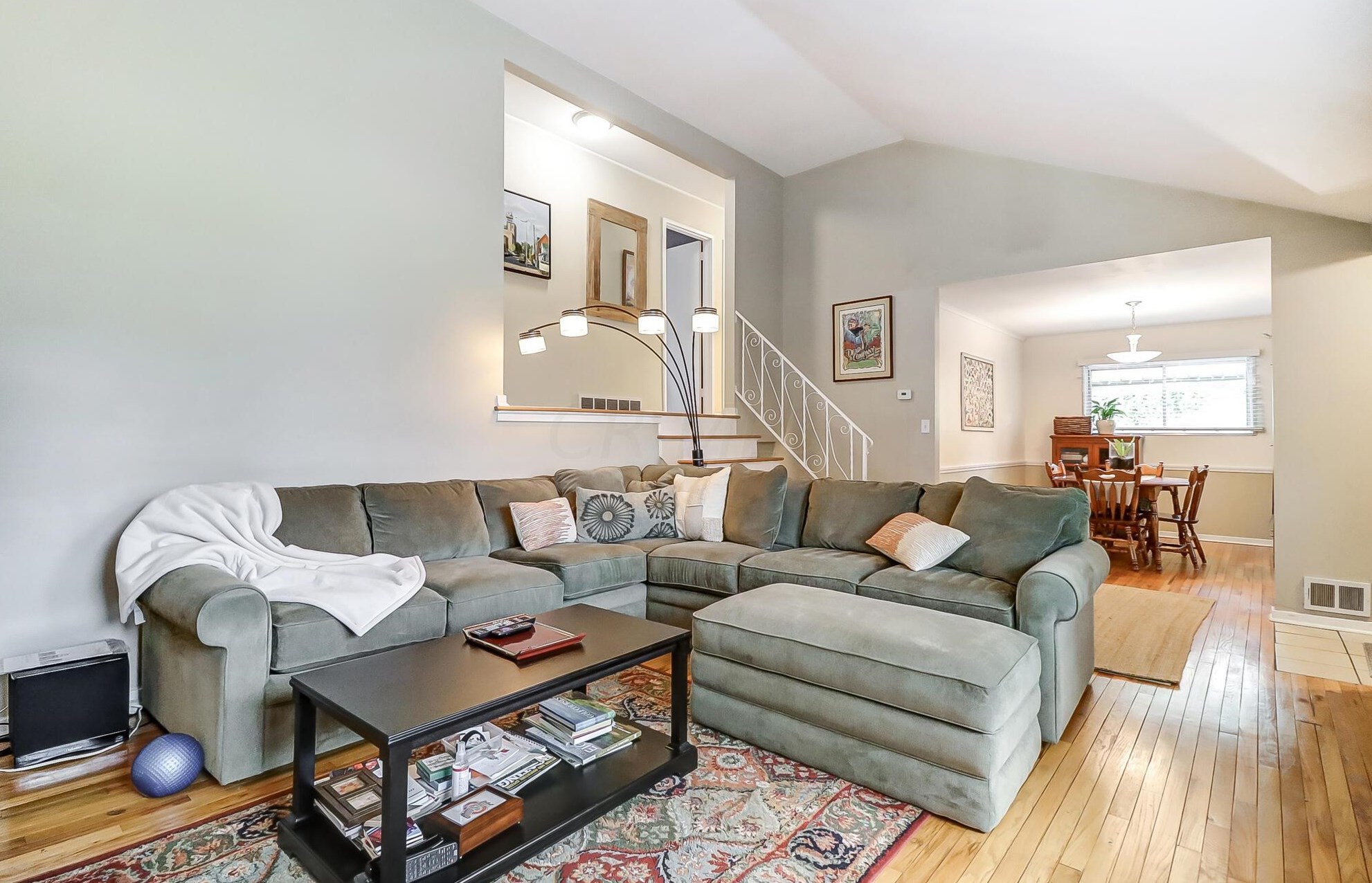 881 Bricker Blvd, Columbus OH 43221-1679 exterior