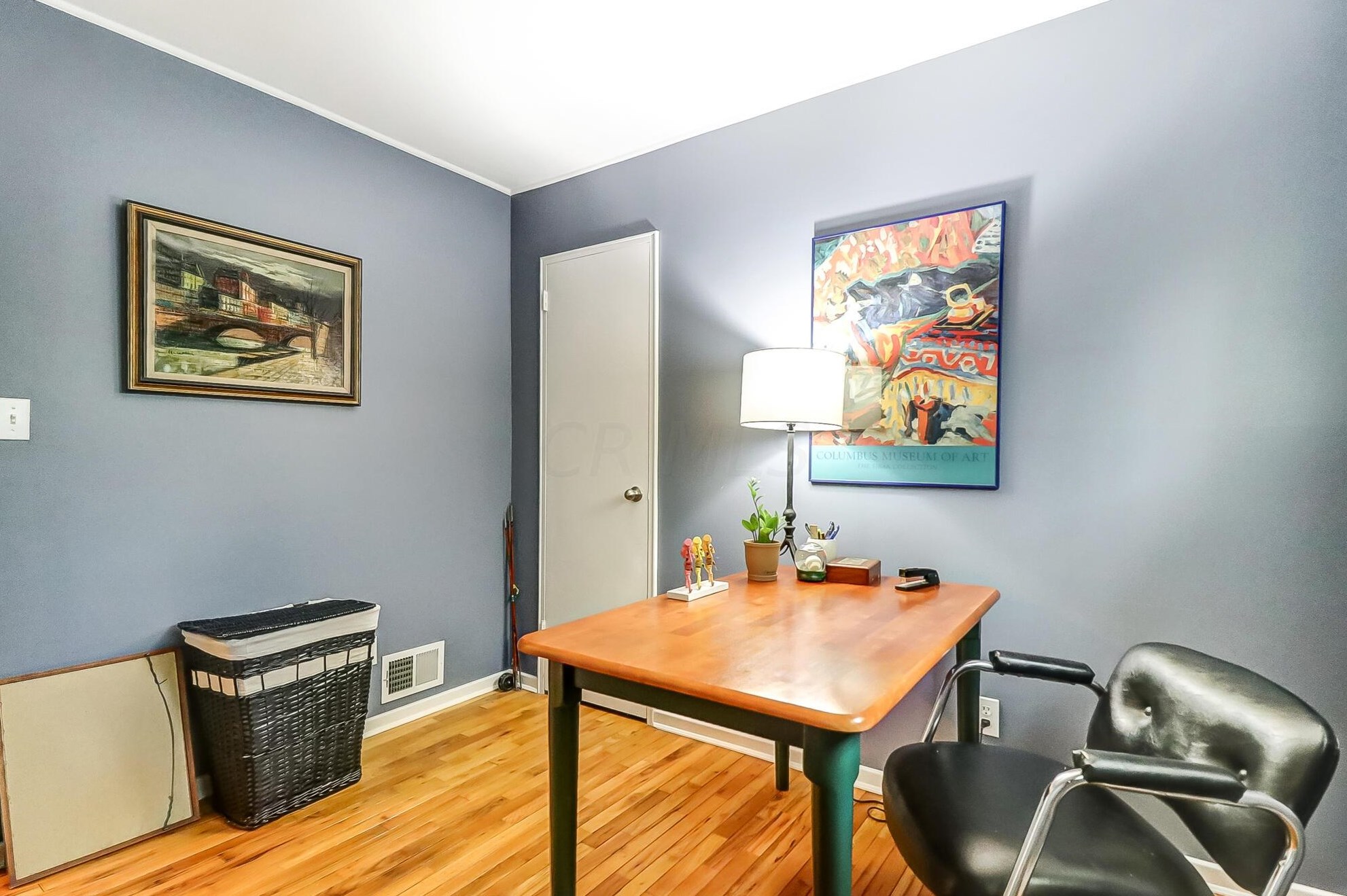 881 Bricker Blvd, Columbus OH 43221-1679 exterior