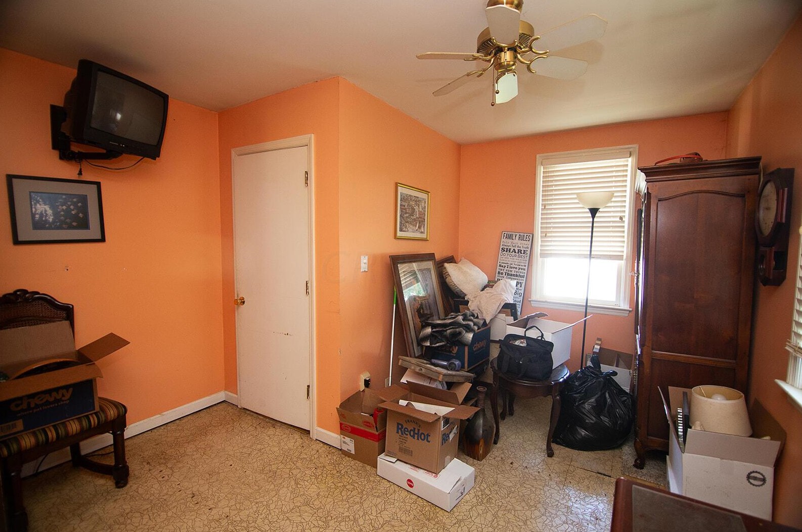 941 Westphal Ave, Columbus OH 43213-2844 exterior