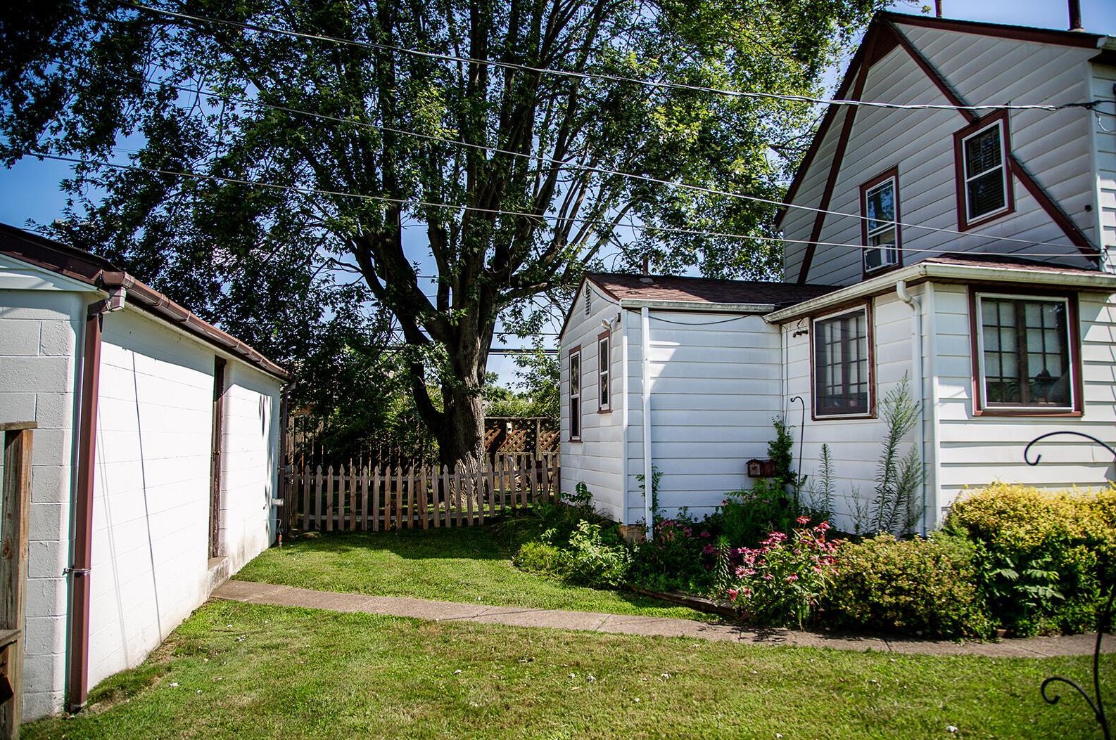 941 Westphal Ave, Columbus OH 43213-2844 exterior