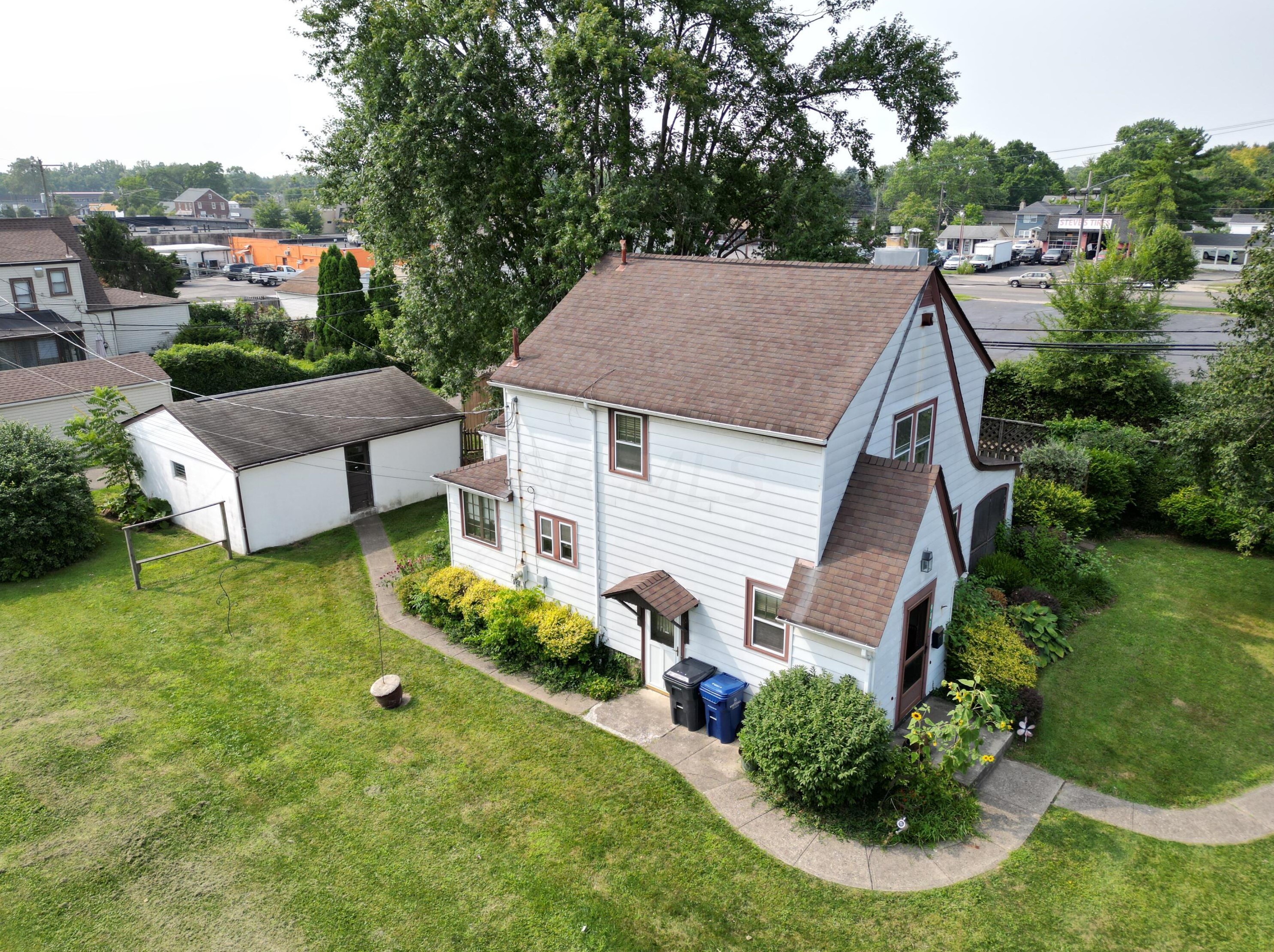 941 Westphal Ave, Columbus, OH 43227-1268
