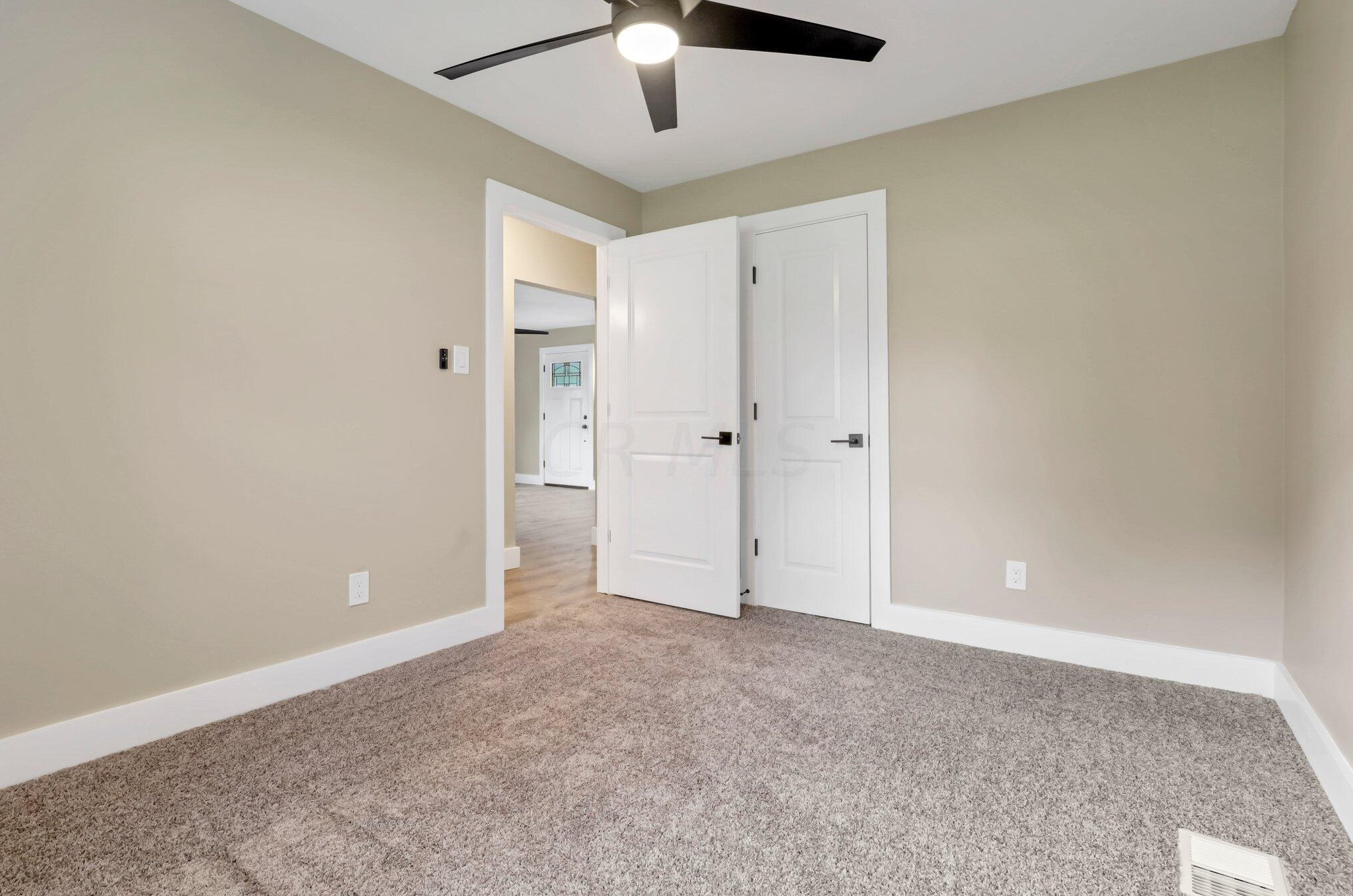 792 Exeter Rd, Columbus OH 43213-2423 exterior