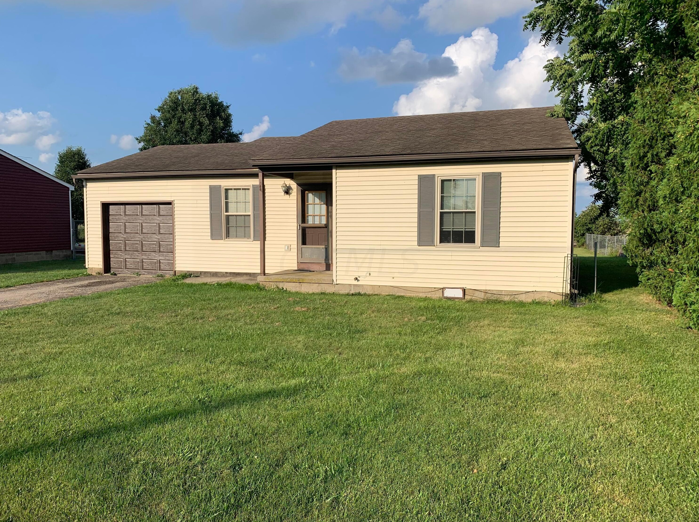 678 S Water S St, Williamsport, OH 43164