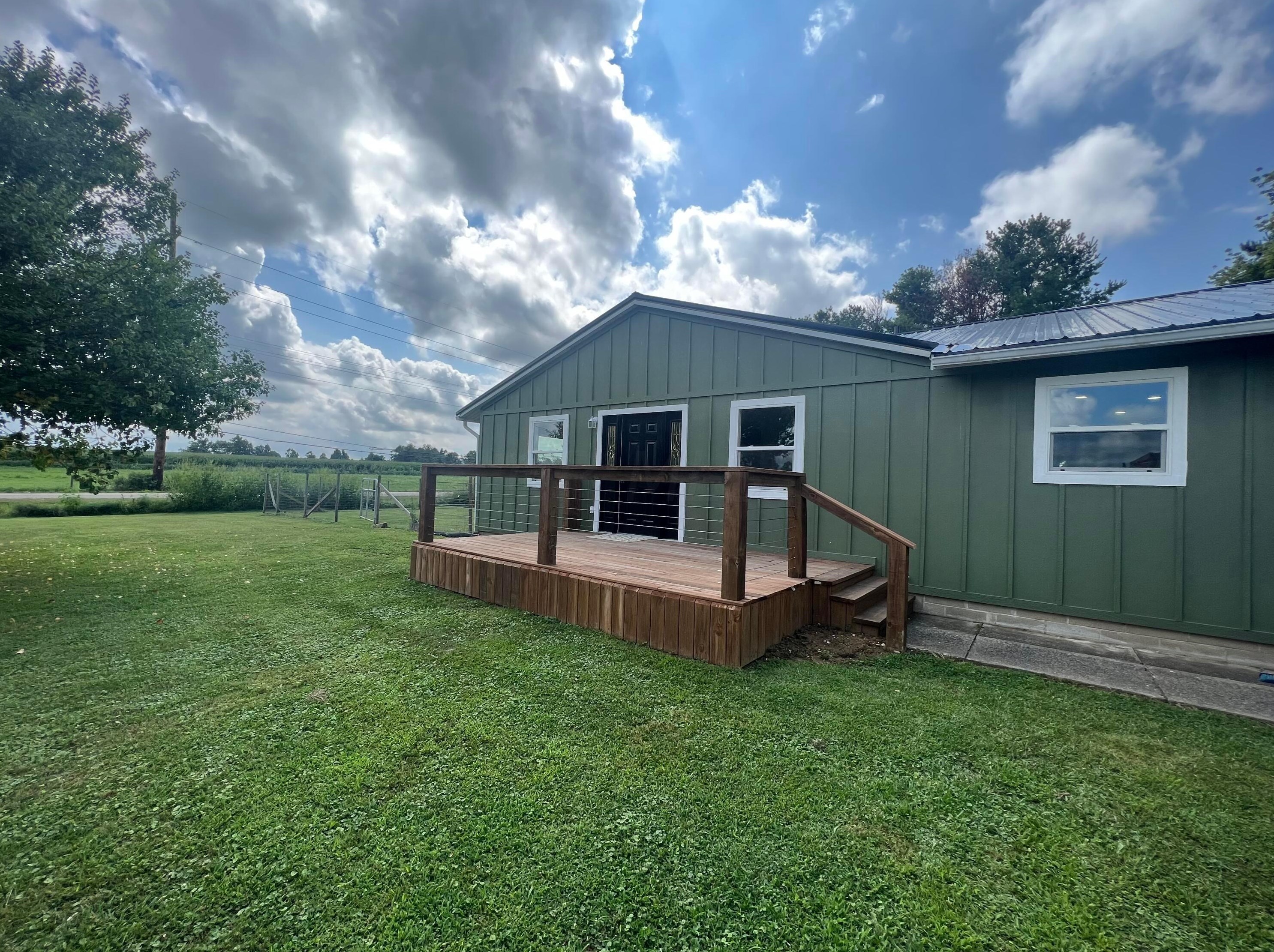 21 S Musselman Station Rd, Frankfort, OH 45628
