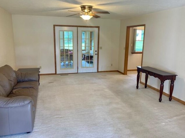 17 Longitude Dr, Mount Vernon, OH 43050