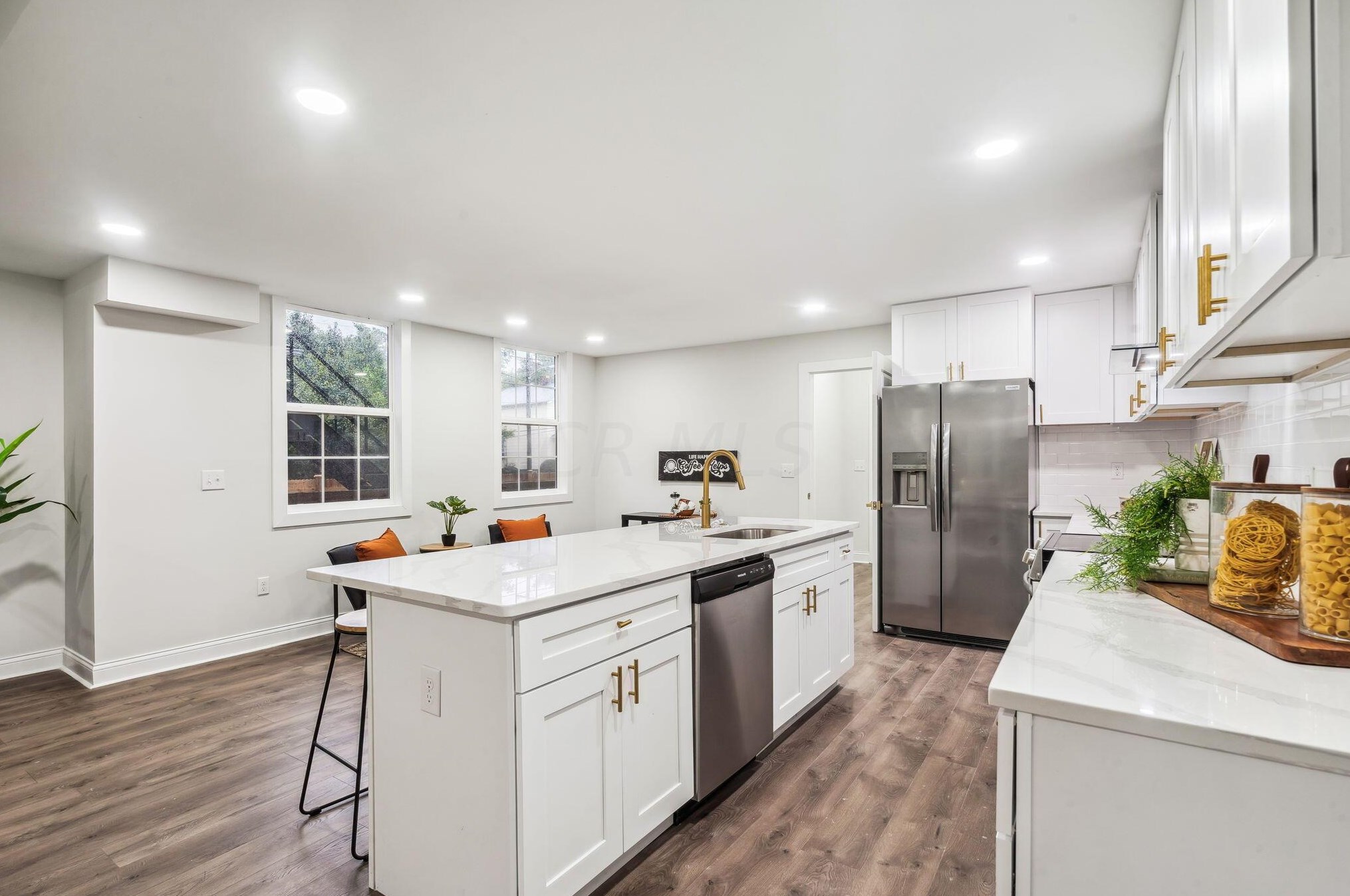 974 Heyl Ave, Columbus OH  43206-2490 exterior