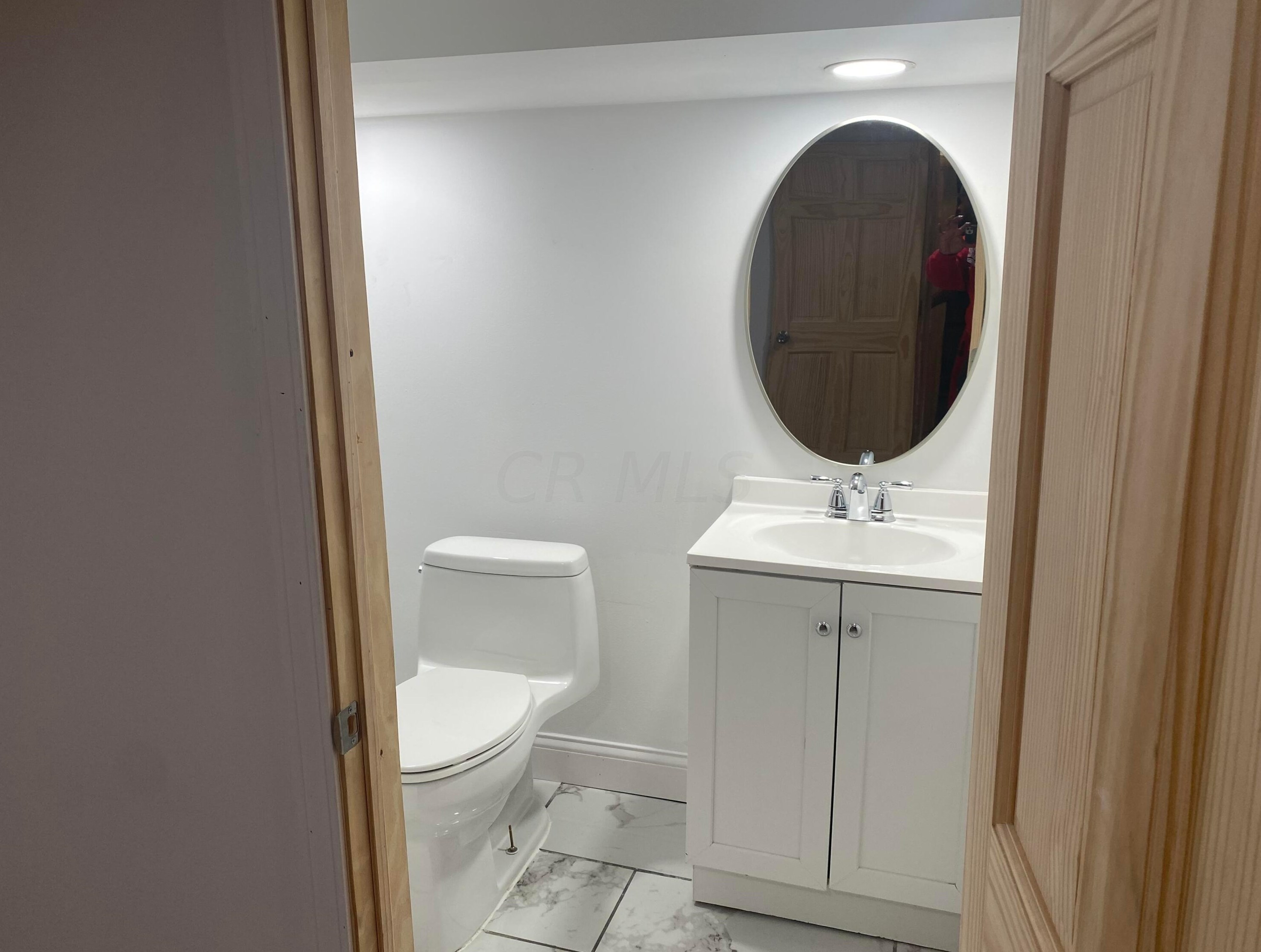 1696 Melrose Ave, Columbus OH  43224-4339 exterior