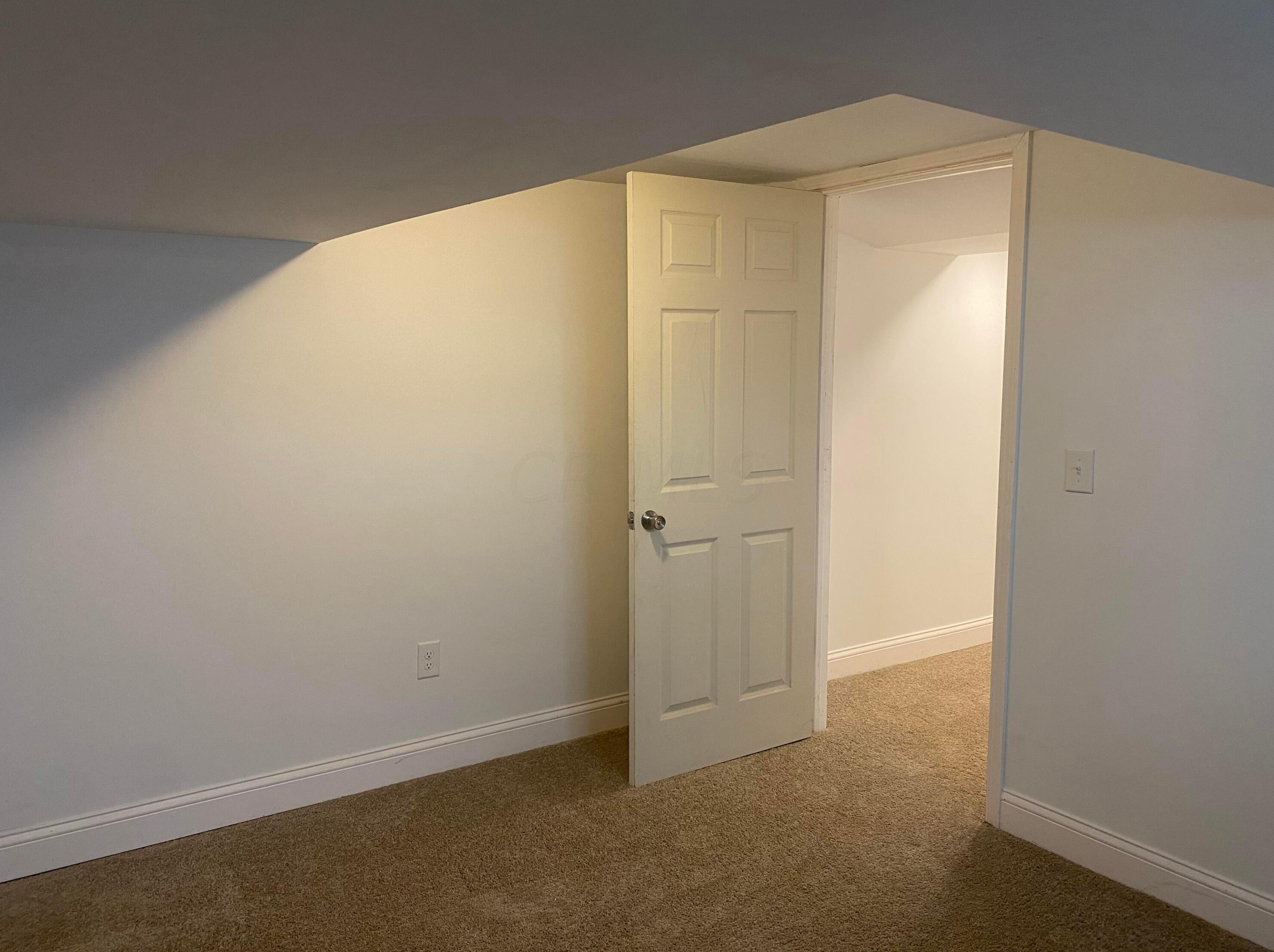 1696 Melrose Ave, Columbus OH  43224-4339 exterior