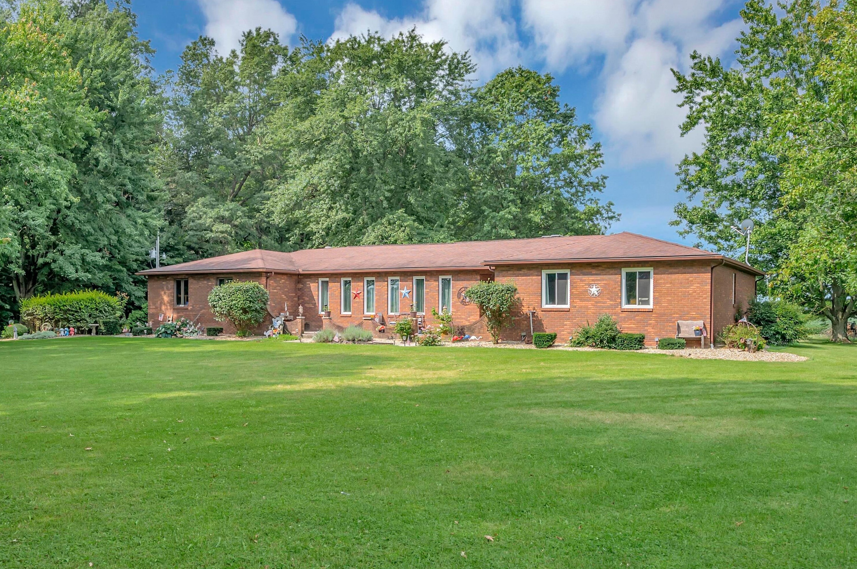 333 Salem Rd, Caledonia, OH 43314-9414