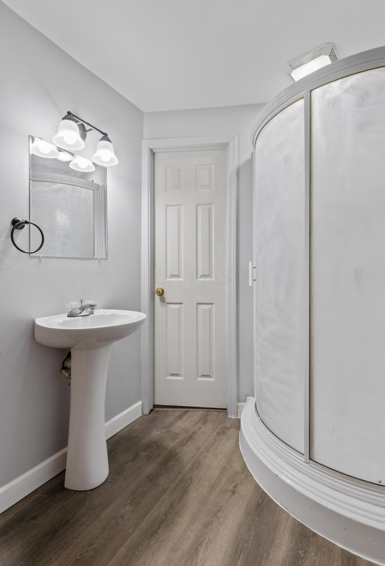 4641 Stratford Ln, Columbus OH exterior