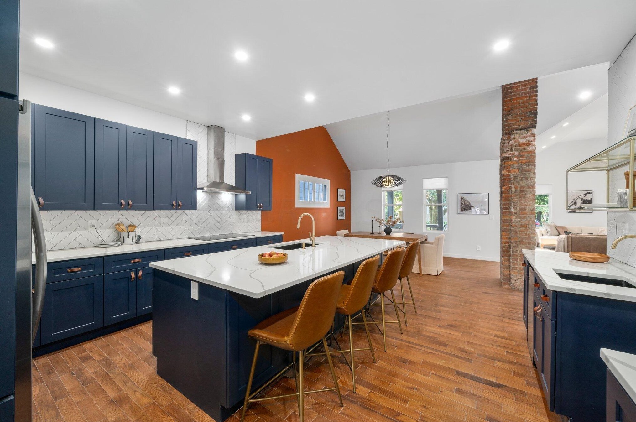 440 Deshler Ave, Columbus OH  43206-2717 exterior