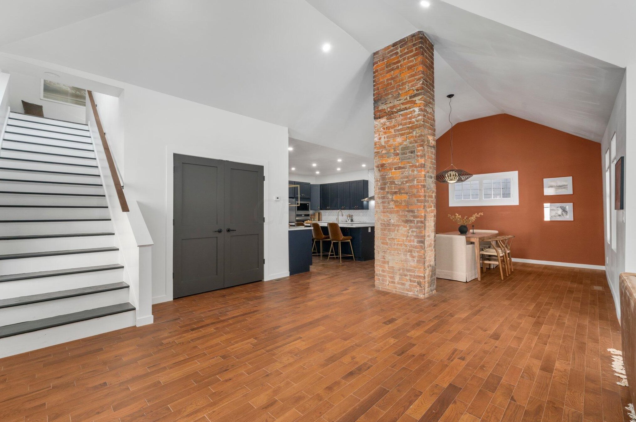 440 Deshler Ave, Columbus OH  43206-2717 exterior