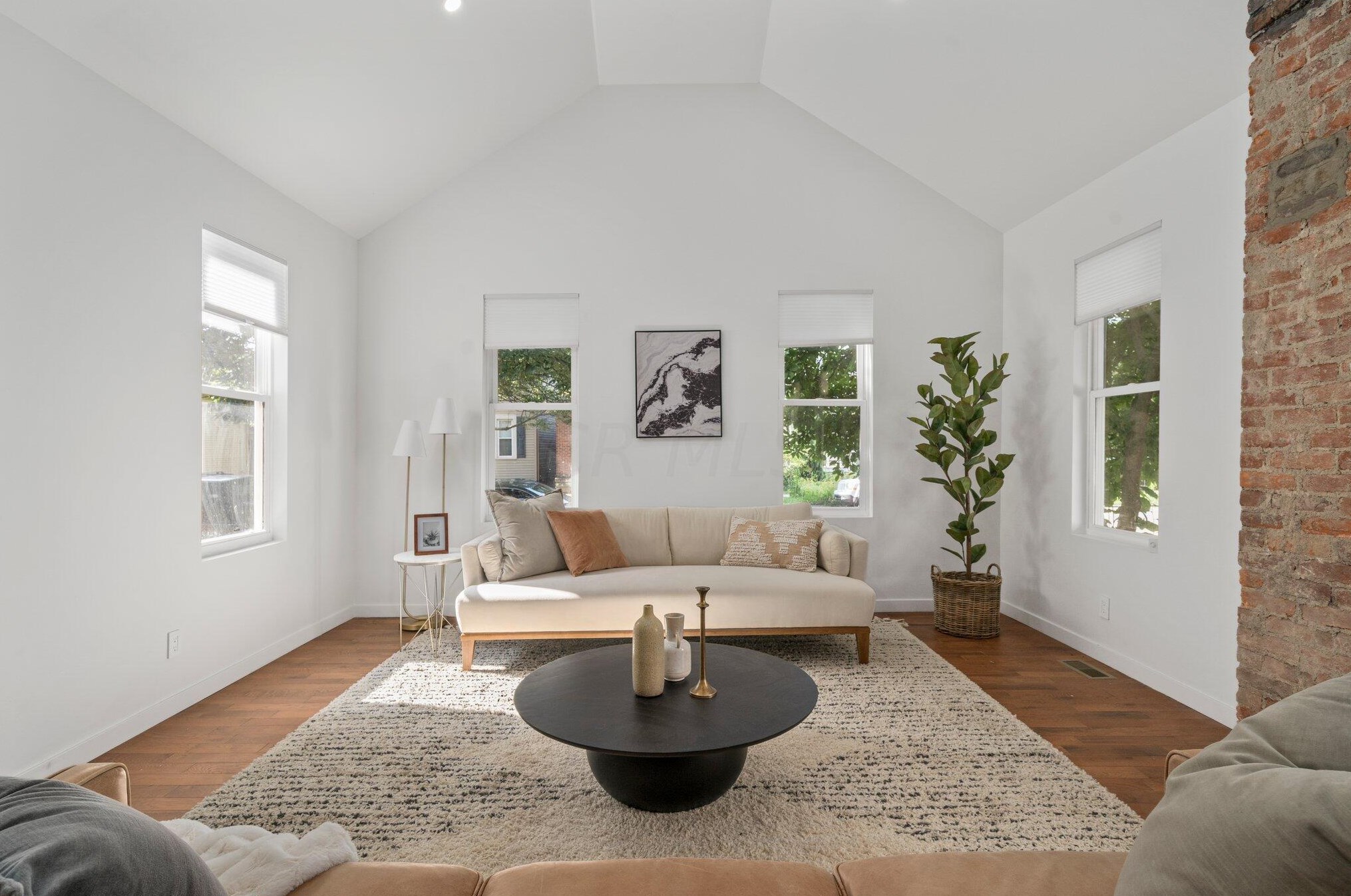 440 Deshler Ave, Columbus OH  43206-2717 exterior