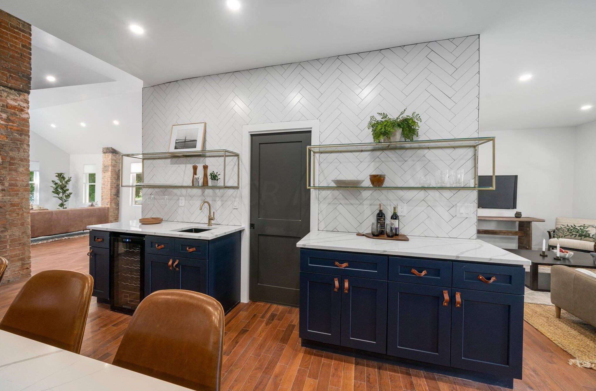 440 Deshler Ave, Columbus OH  43206-2717 exterior