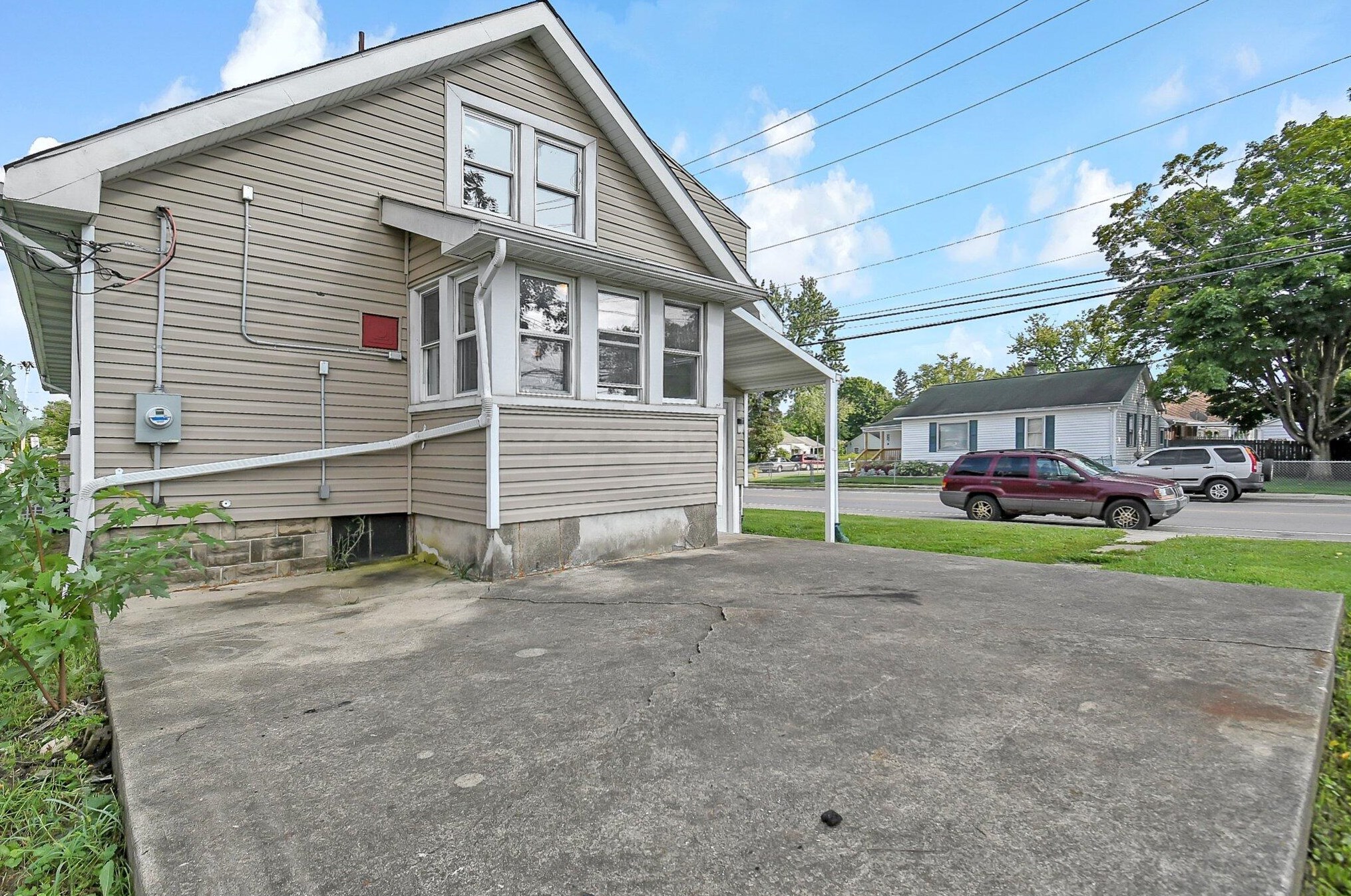 177 Lennox Ave, Columbus OH 43228-1132 exterior