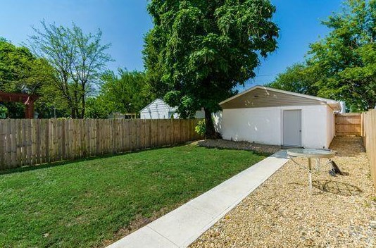 99 Ter Ave, Columbus OH 43204-3733 exterior