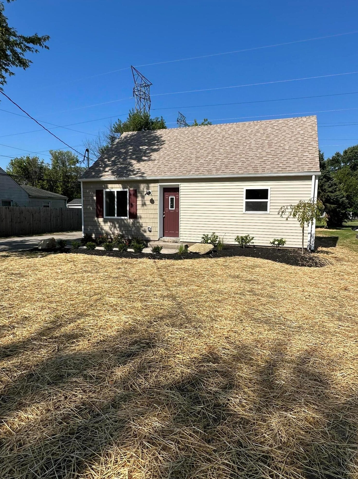2449 Wilson Ave, Columbus, OH 43207-2574