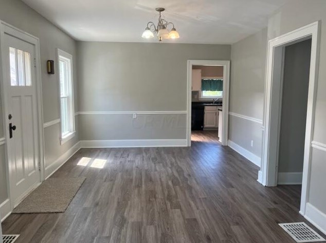 103 S Church St, Thornville, OH 43076