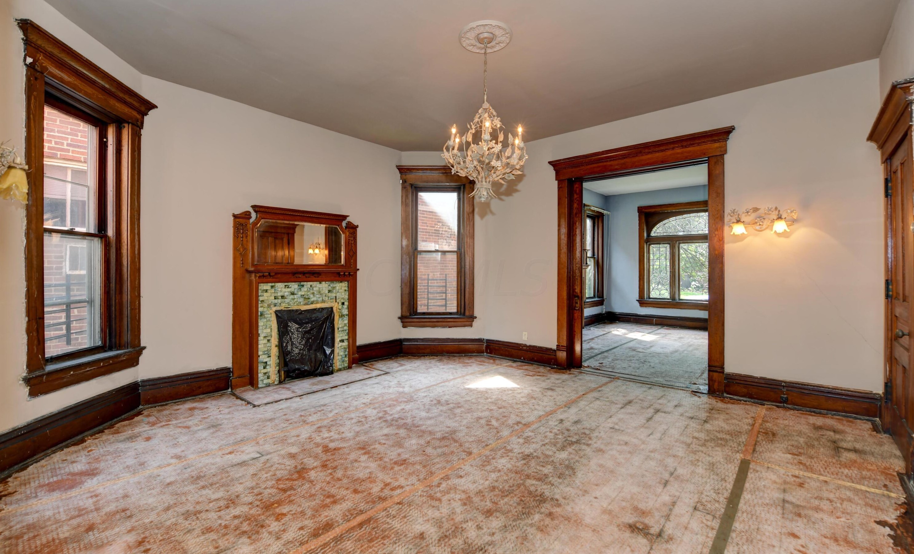 1032 Bryden Rd, Columbus OH 43205-1863 exterior