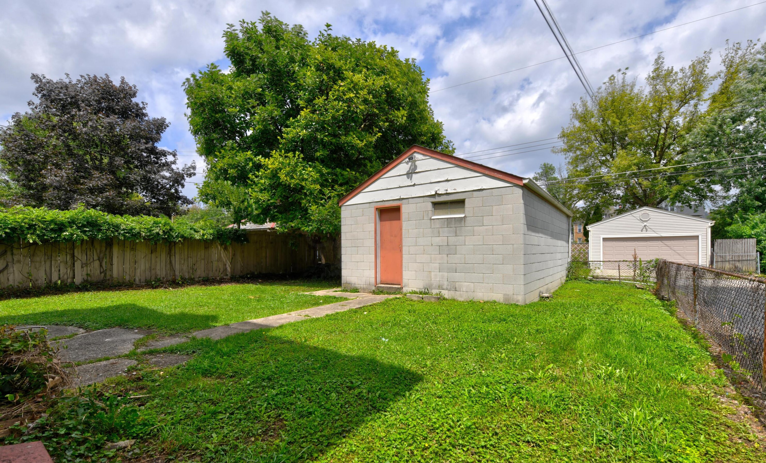 1032 Bryden Rd, Columbus OH 43205-1863 exterior