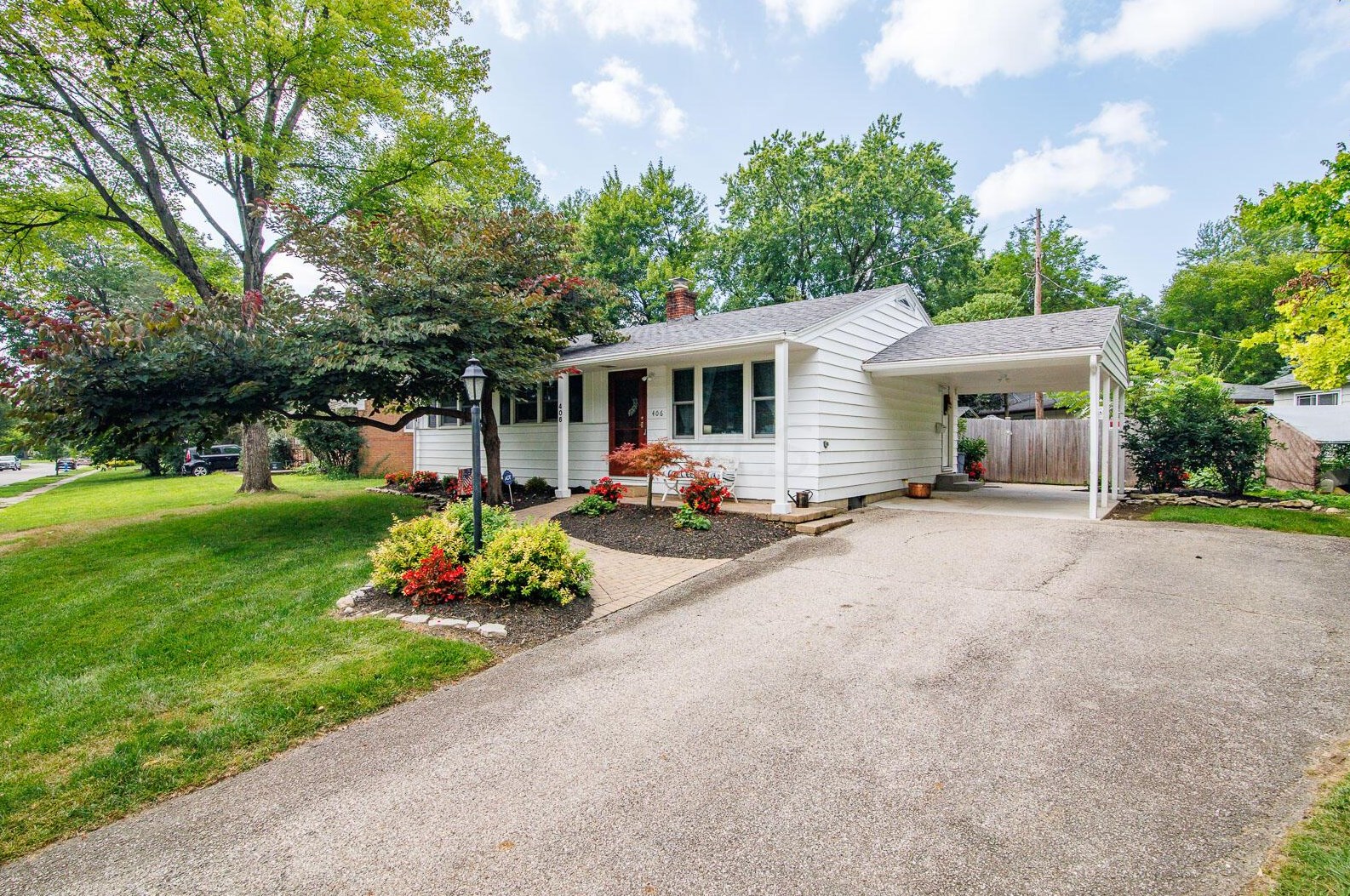 406 Stafford Ave, Columbus OH 43085-3156 exterior