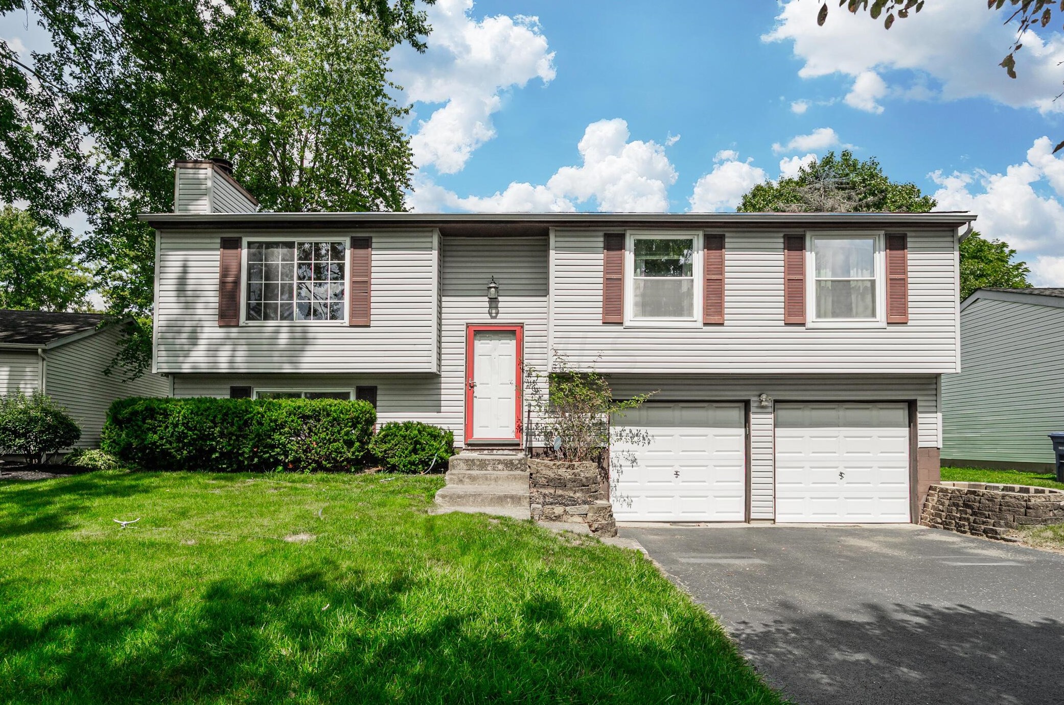 3786 Bridle Ct, Columbus, OH 43221-5901