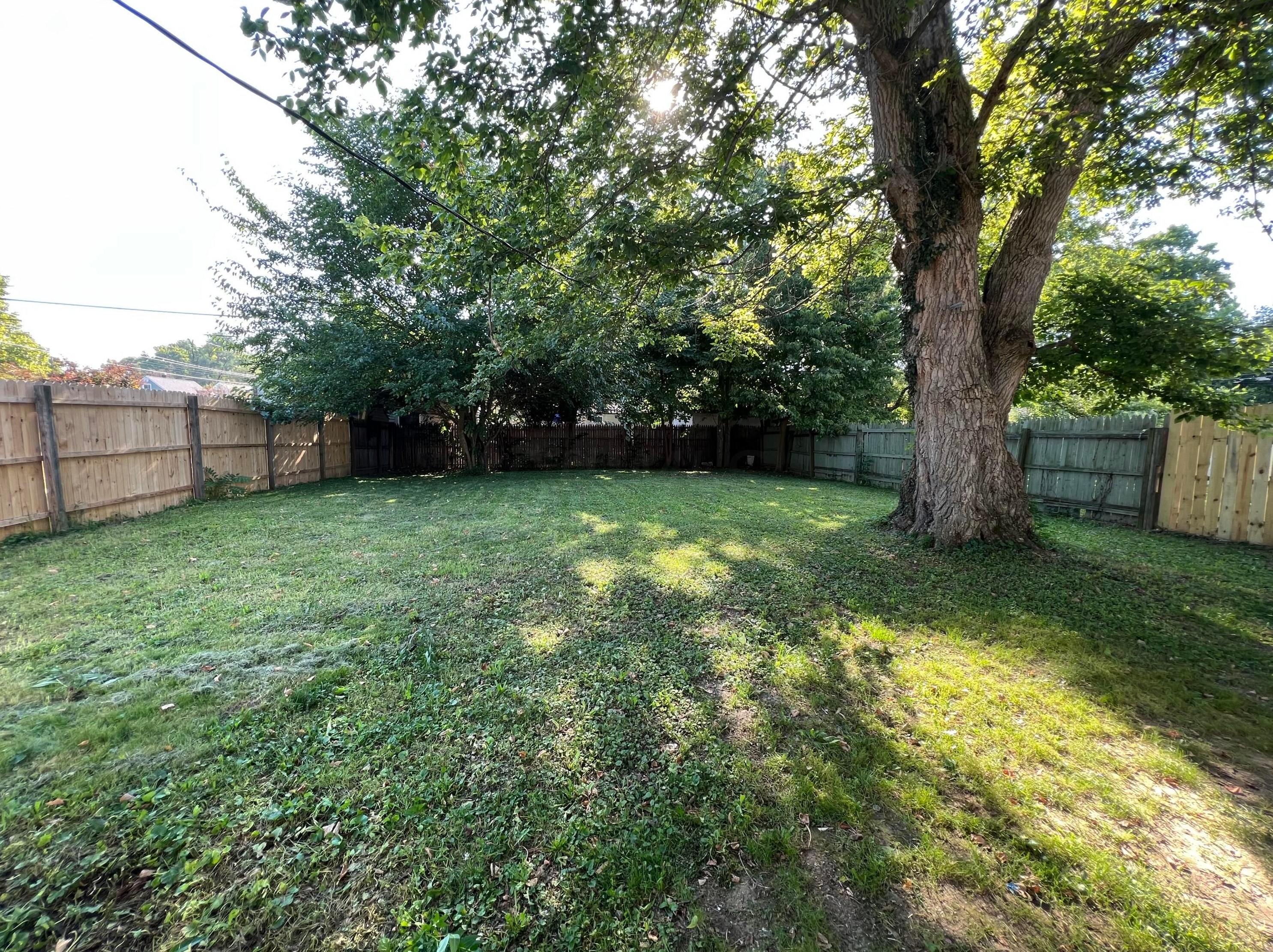 3012 Mcguffey Rd, Columbus OH  43224-4137 exterior