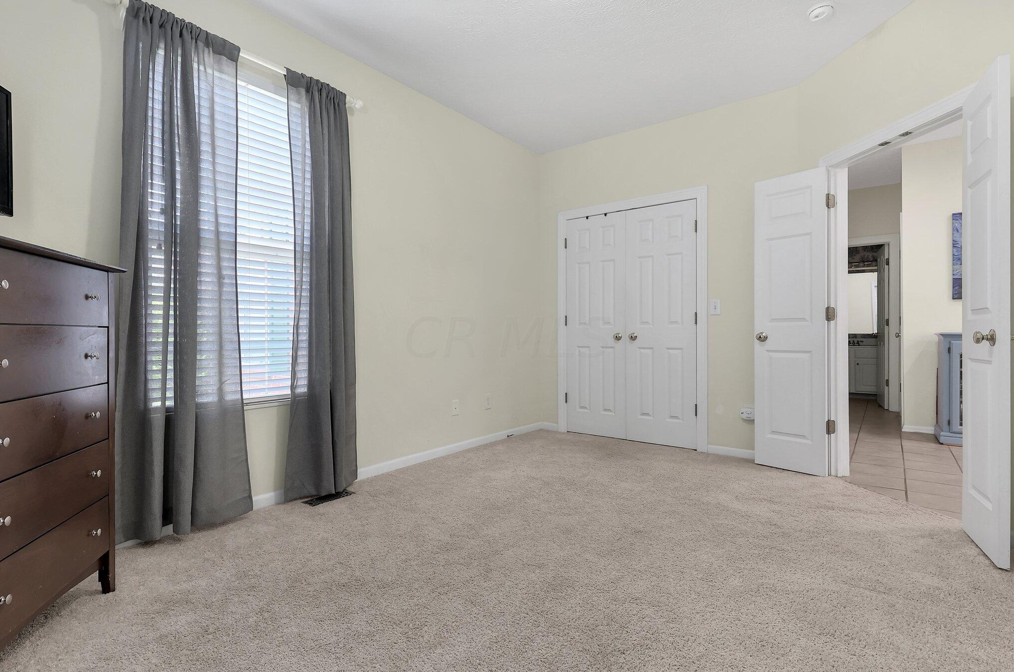 706 Sycamore Turn Ln, Columbus OH exterior