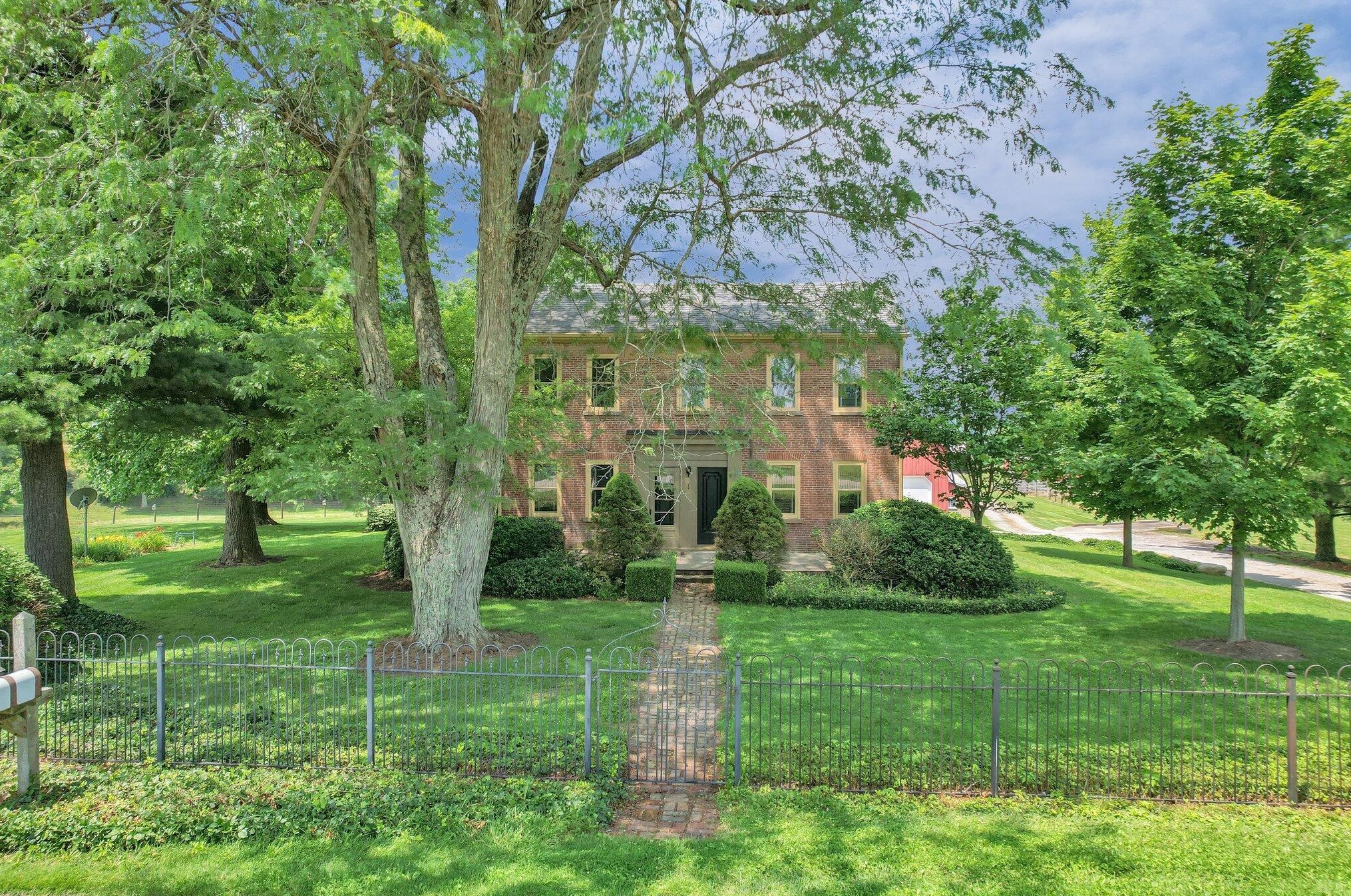 3143 Burg St, Granville, OH 43023
