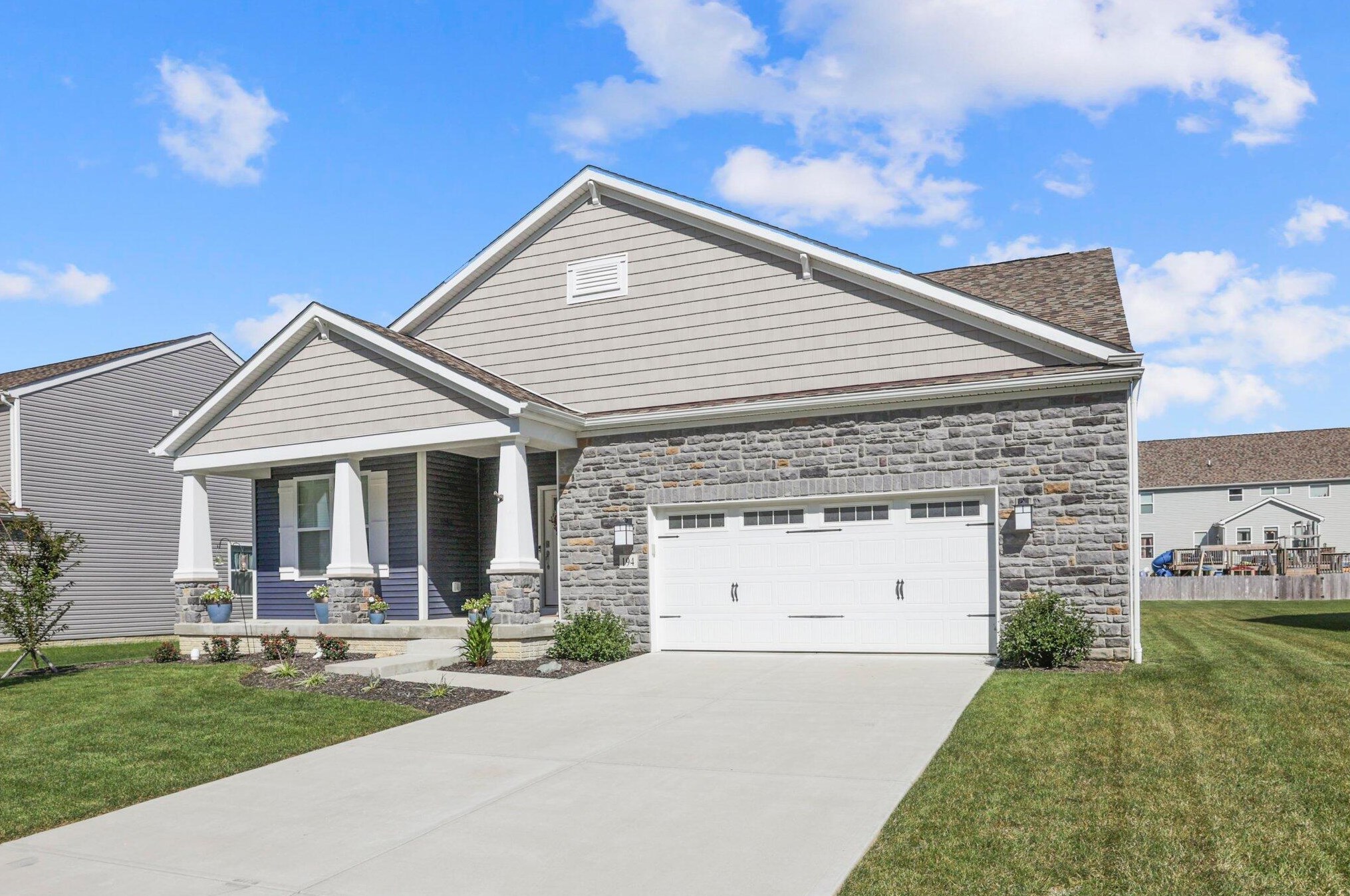 194 Mannaseh Dr, Granville OH  43023-9059 exterior