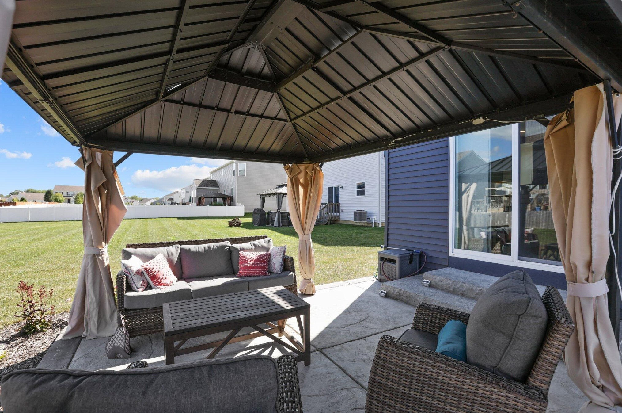 194 Mannaseh Dr, Granville OH  43023-9059 exterior