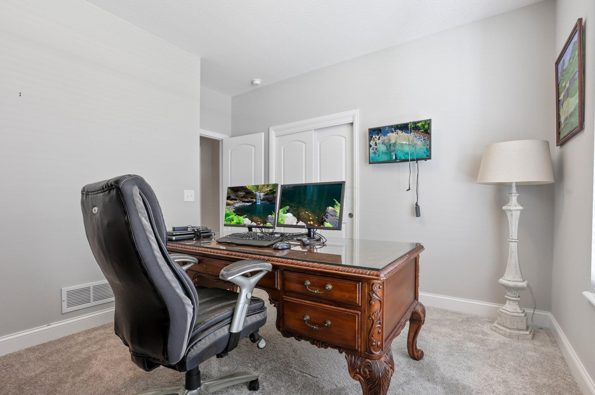 194 Mannaseh Dr, Granville OH  43023-9059 exterior