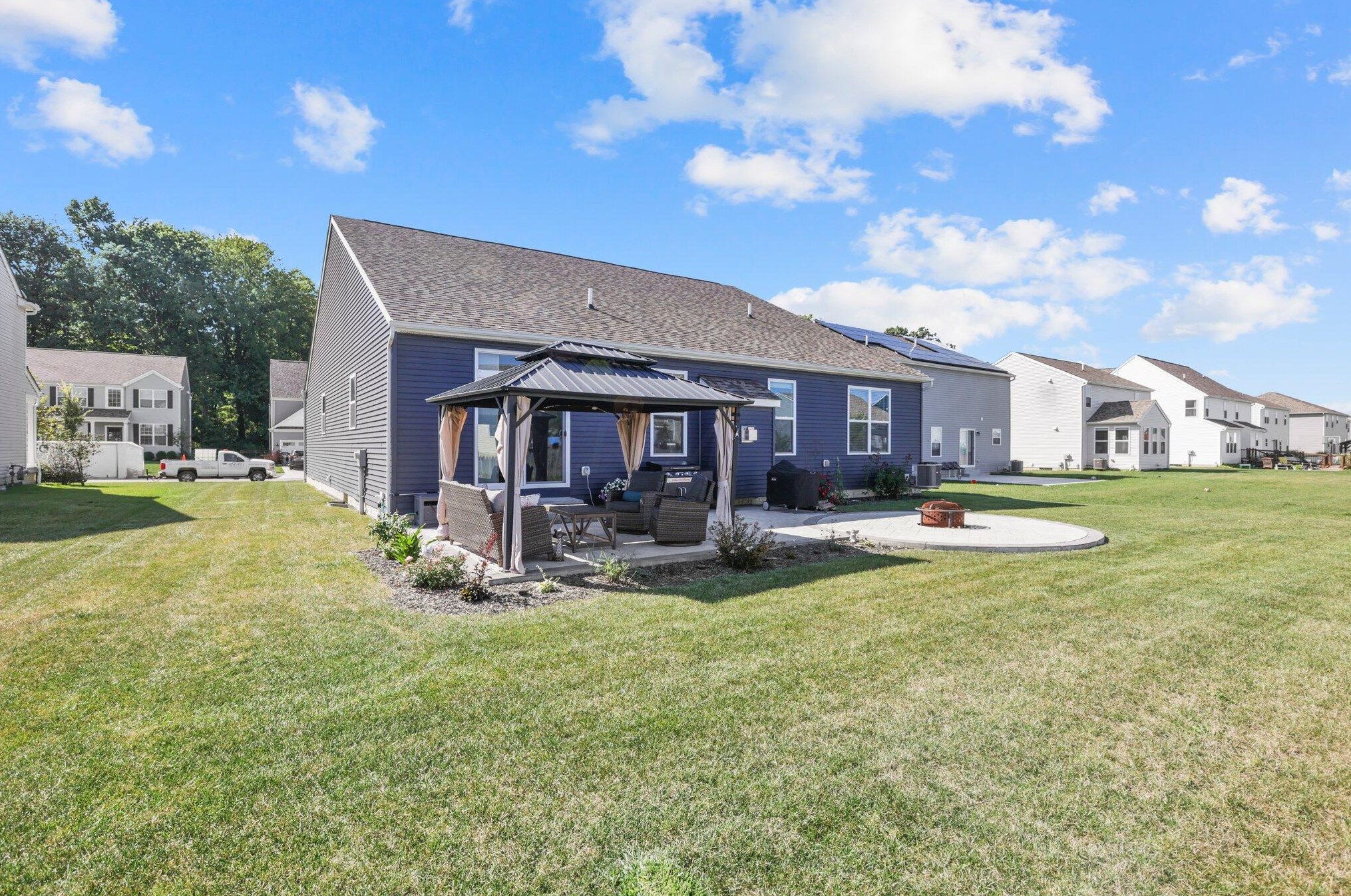 194 Mannaseh Dr, Granville OH  43023-9059 exterior