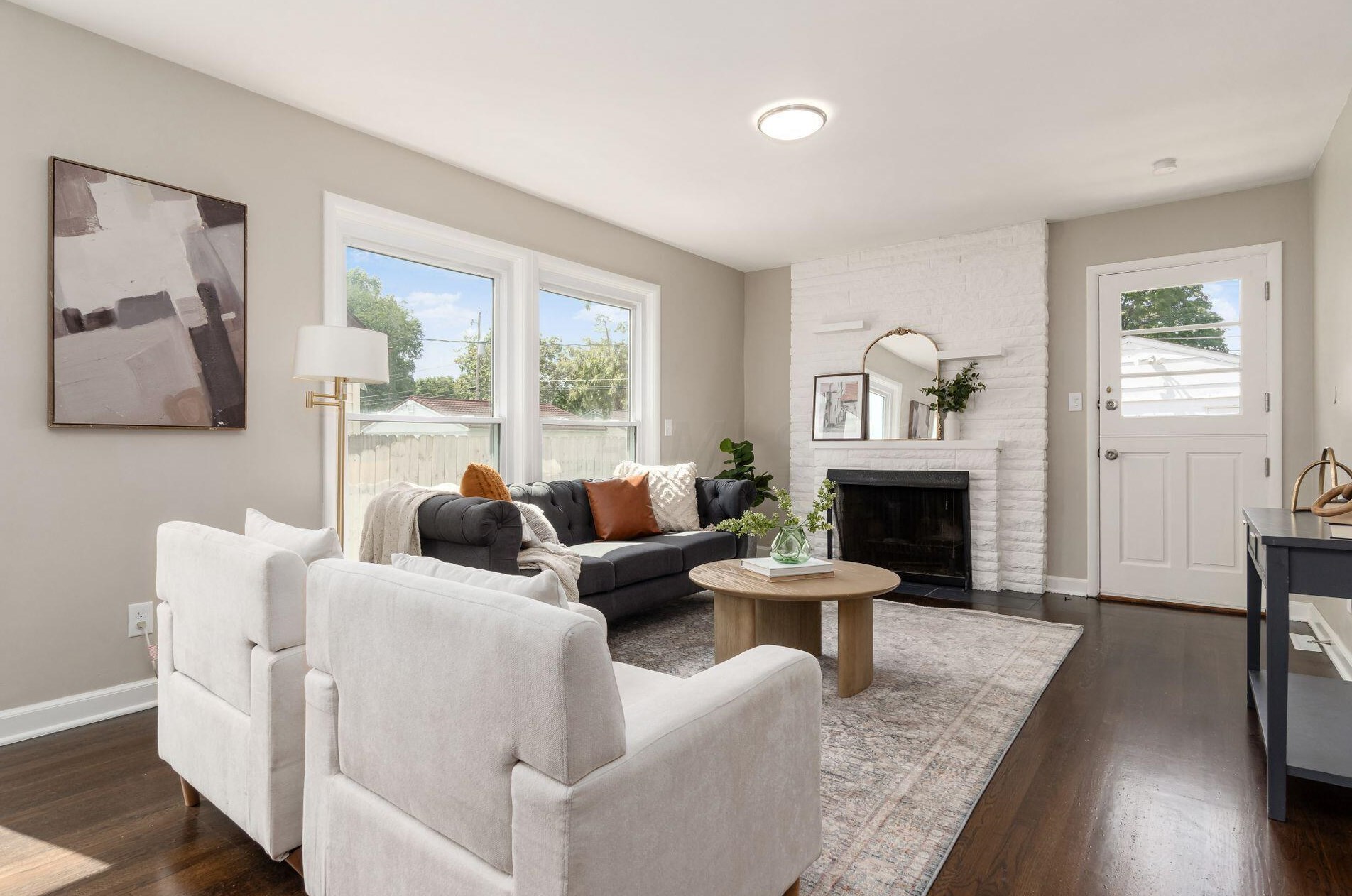 985 Bernhard Rd, Columbus OH 43227-1229 exterior