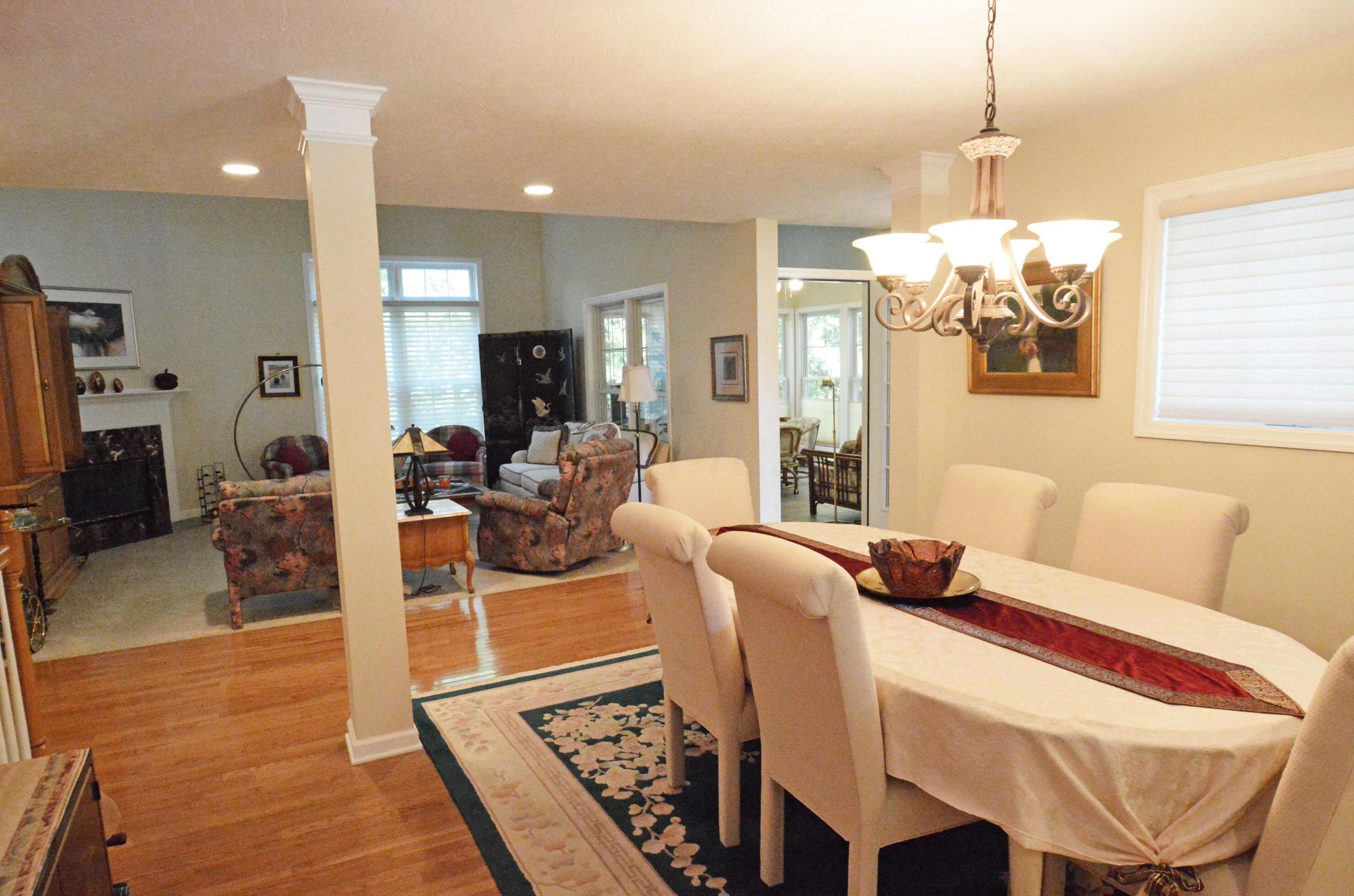 1203 Sanctuary Pl, Columbus OH 43230-8490 exterior