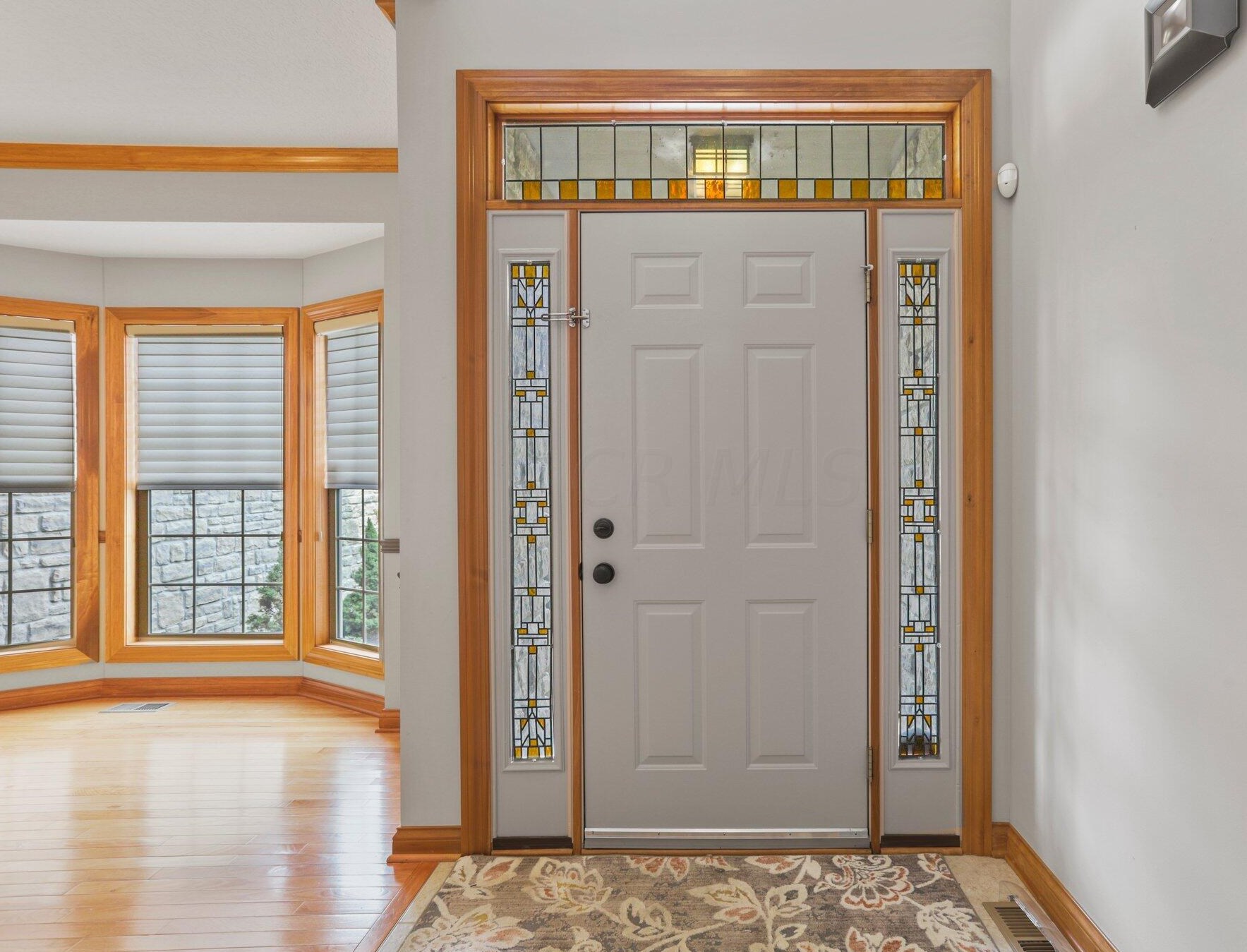 7386 Linden Ln, Dublin, OH 43016-7338