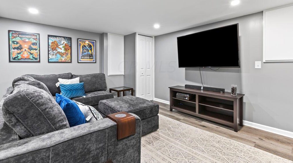 1364 Tenagra Way, Columbus OH 43228-9192 exterior