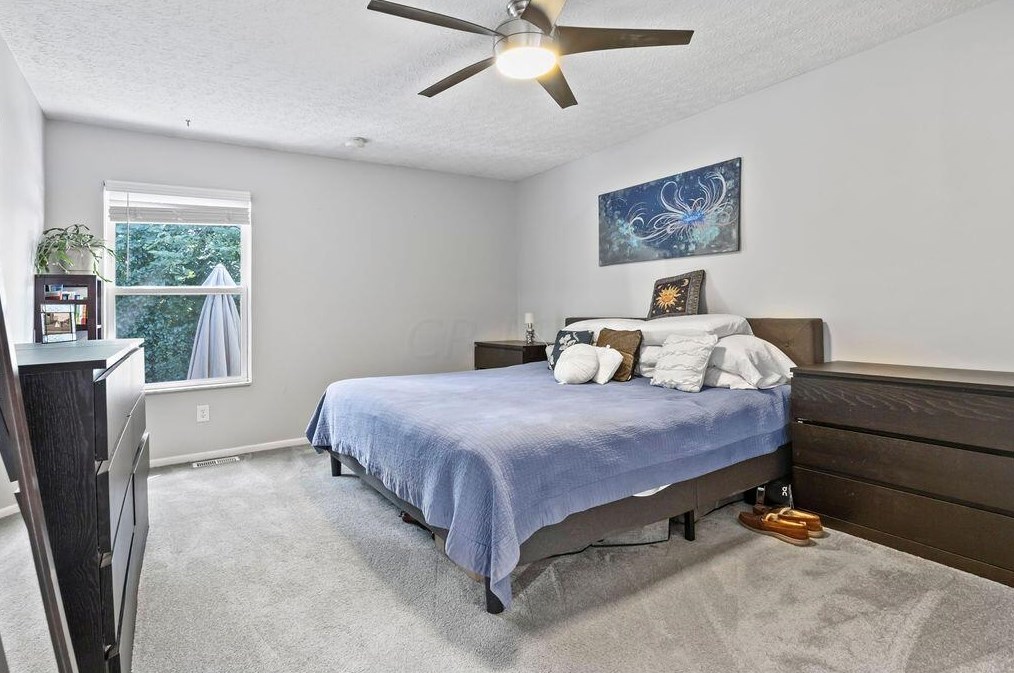 1364 Tenagra Way, Columbus OH 43228-9192 exterior