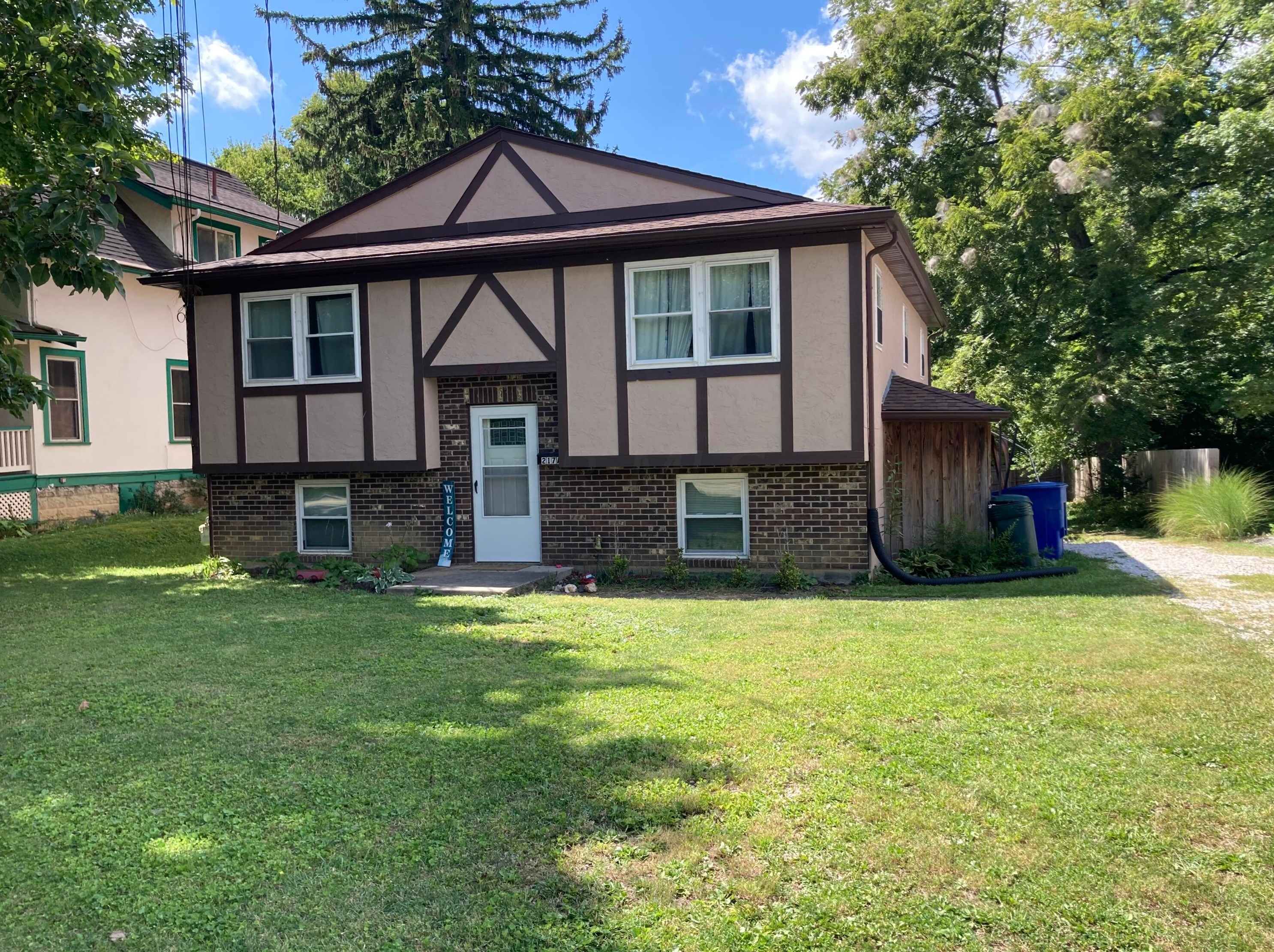 217 Lake St, Delaware, OH 43015