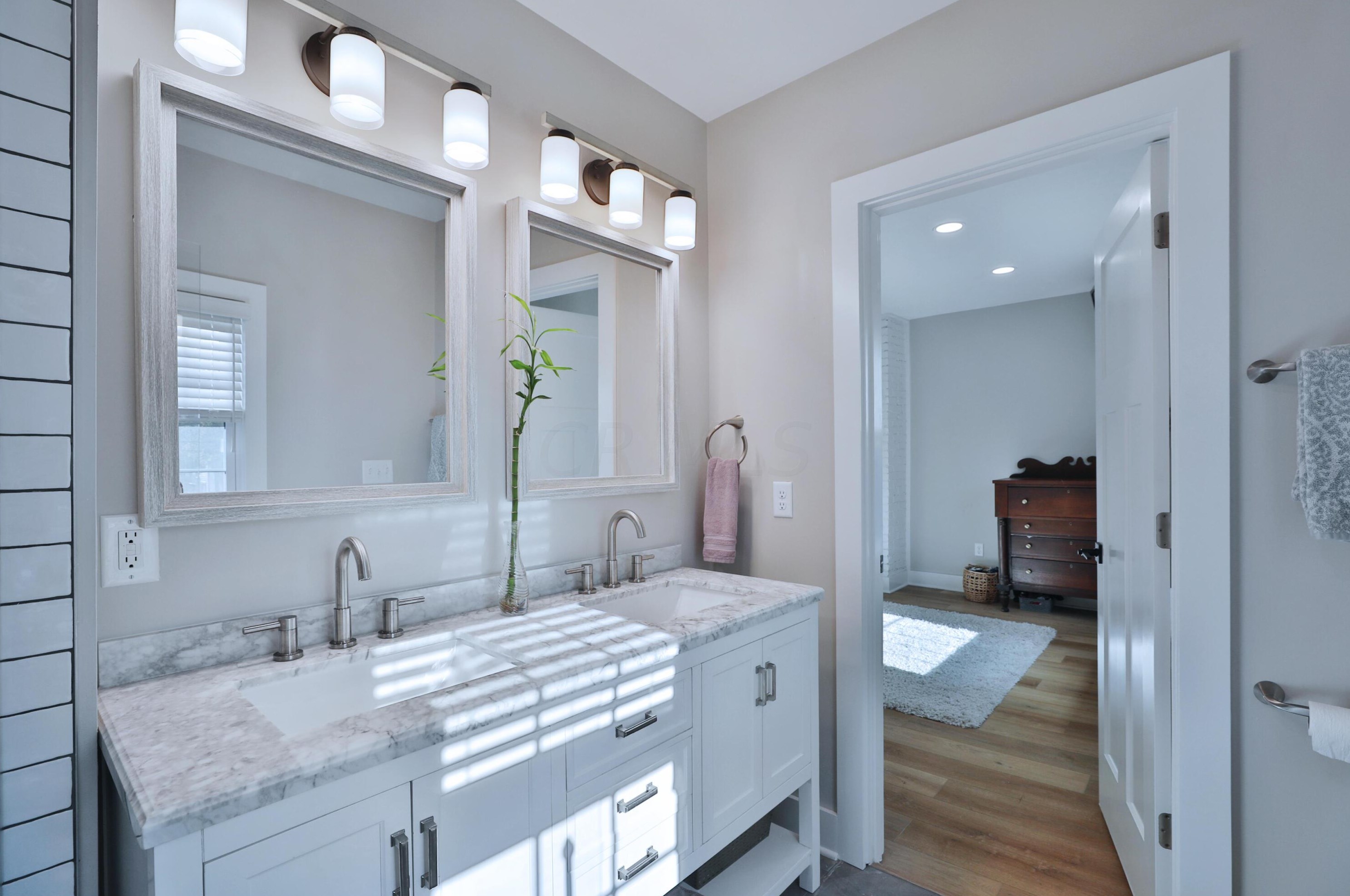 119 Champion Ave, Columbus OH 43203-1559 exterior