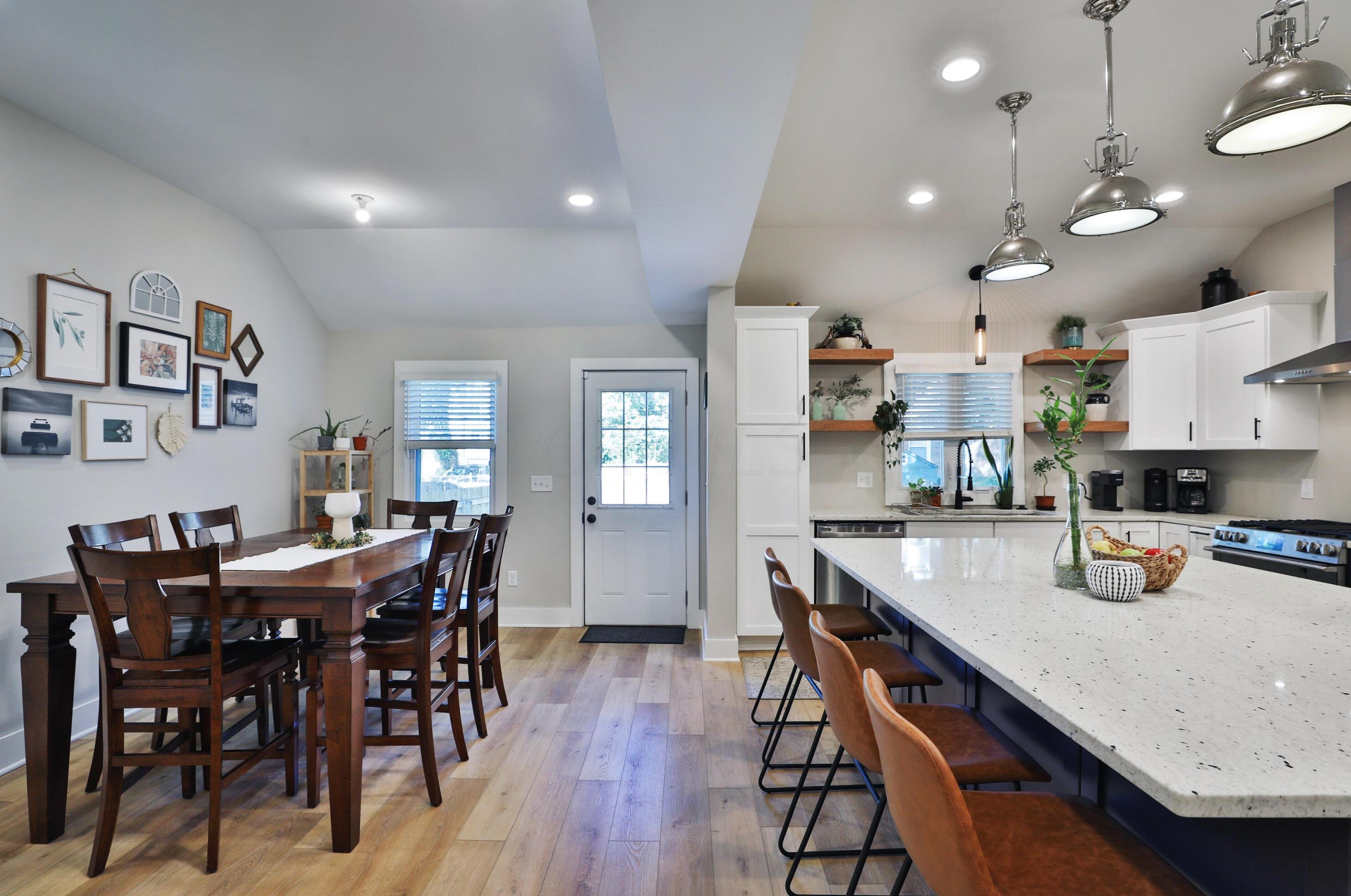 119 Champion Ave, Columbus OH 43203-1559 exterior