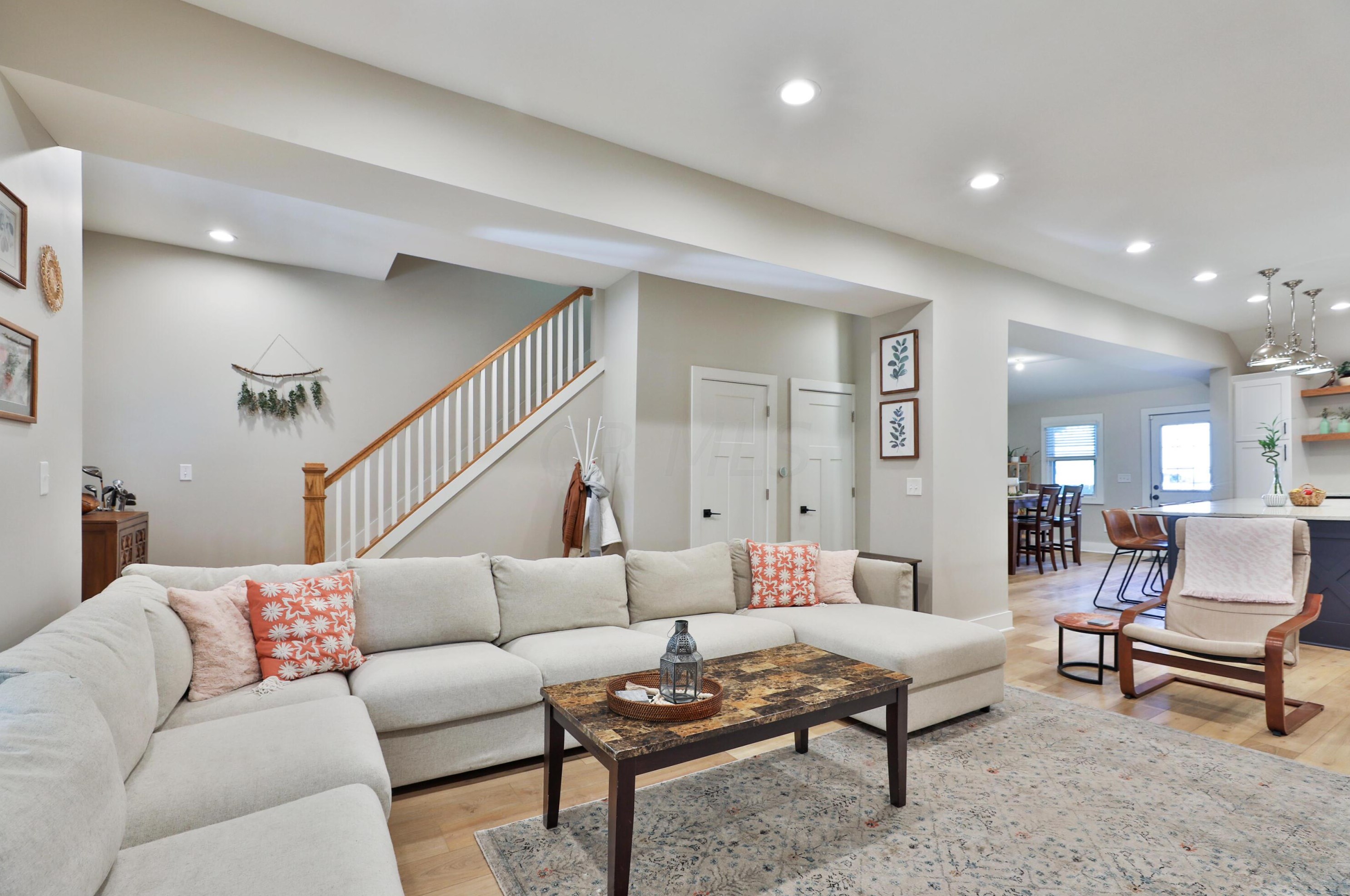 119 Champion Ave, Columbus OH 43203-1559 exterior