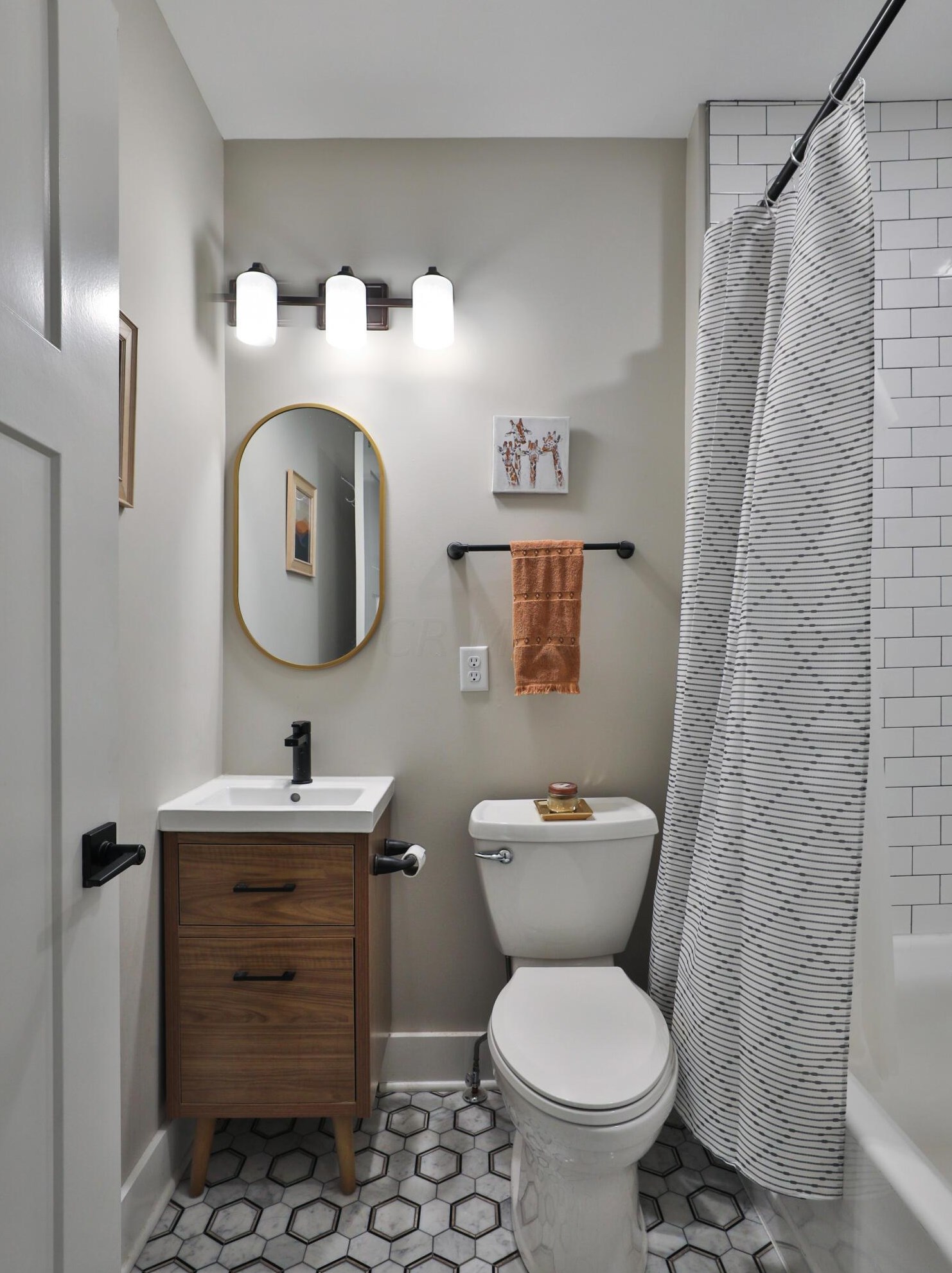 119 Champion Ave, Columbus OH 43203-1559 exterior